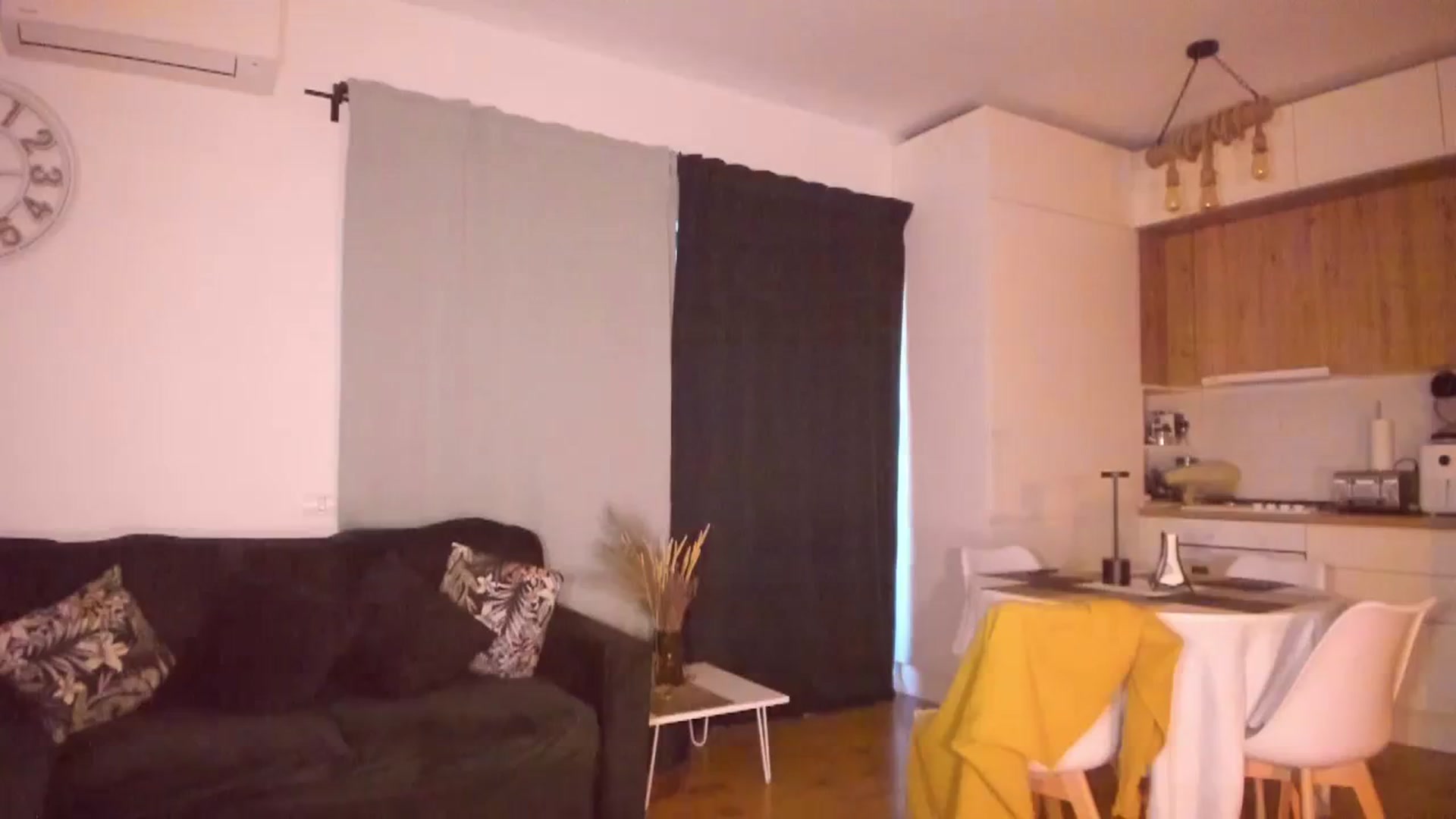 Gallery image thumbnail from CoolElissa's myfreecams stream on, 09/13/2023, 04:17 image 9 of 20
