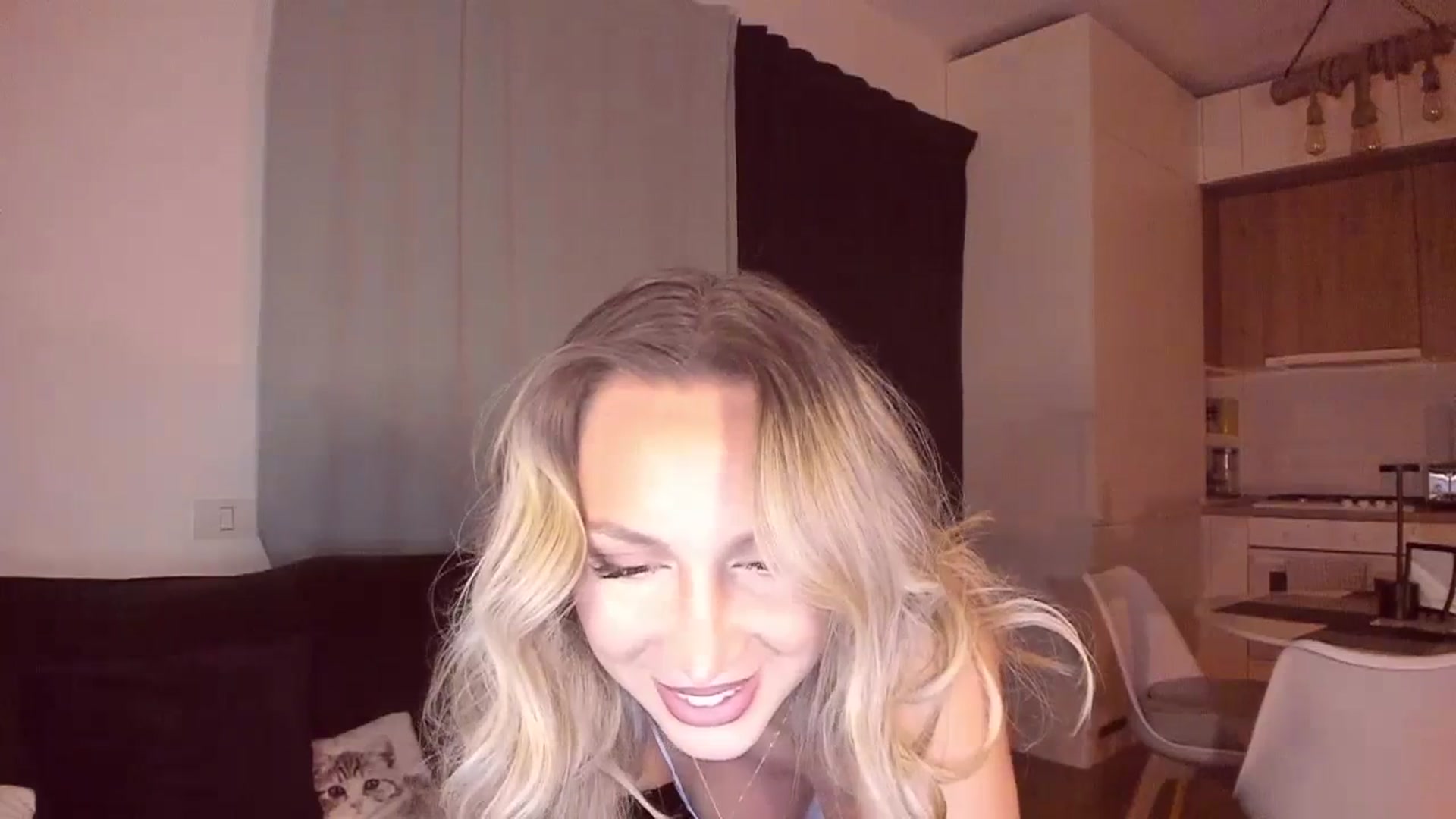 Gallery image thumbnail from CoolElissa's myfreecams stream on, 09/23/2023, 02:05 image 4 of 20