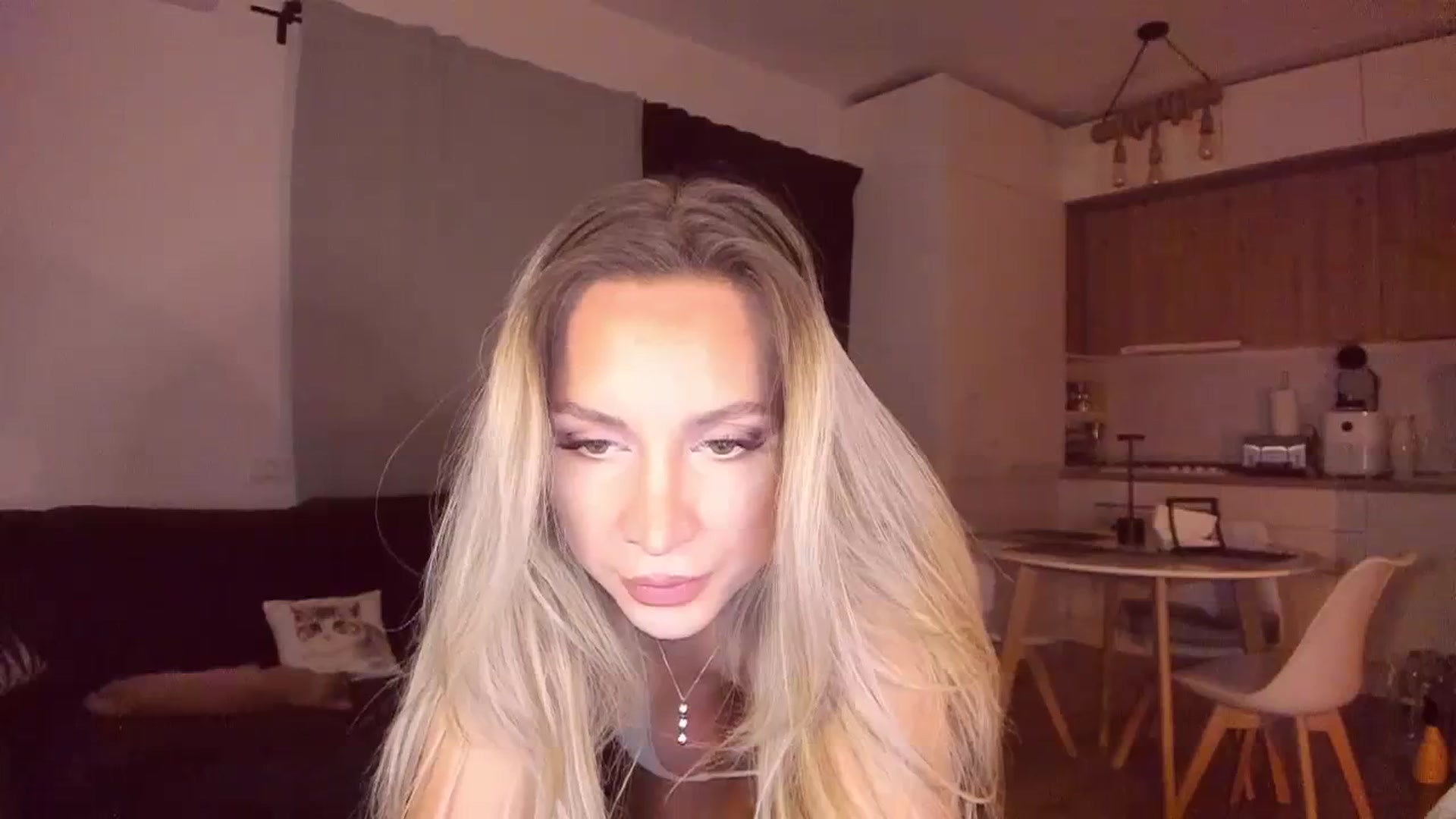 Gallery image thumbnail from CoolElissa's myfreecams stream on, 09/27/2023, 02:18 image 10 of 20