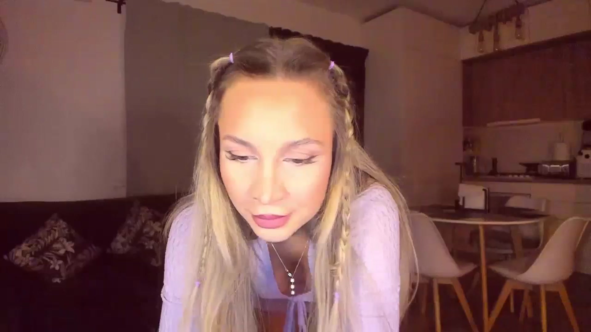 Gallery image thumbnail from CoolElissa's myfreecams stream on, 10/12/2023, 01:33 image 11 of 20
