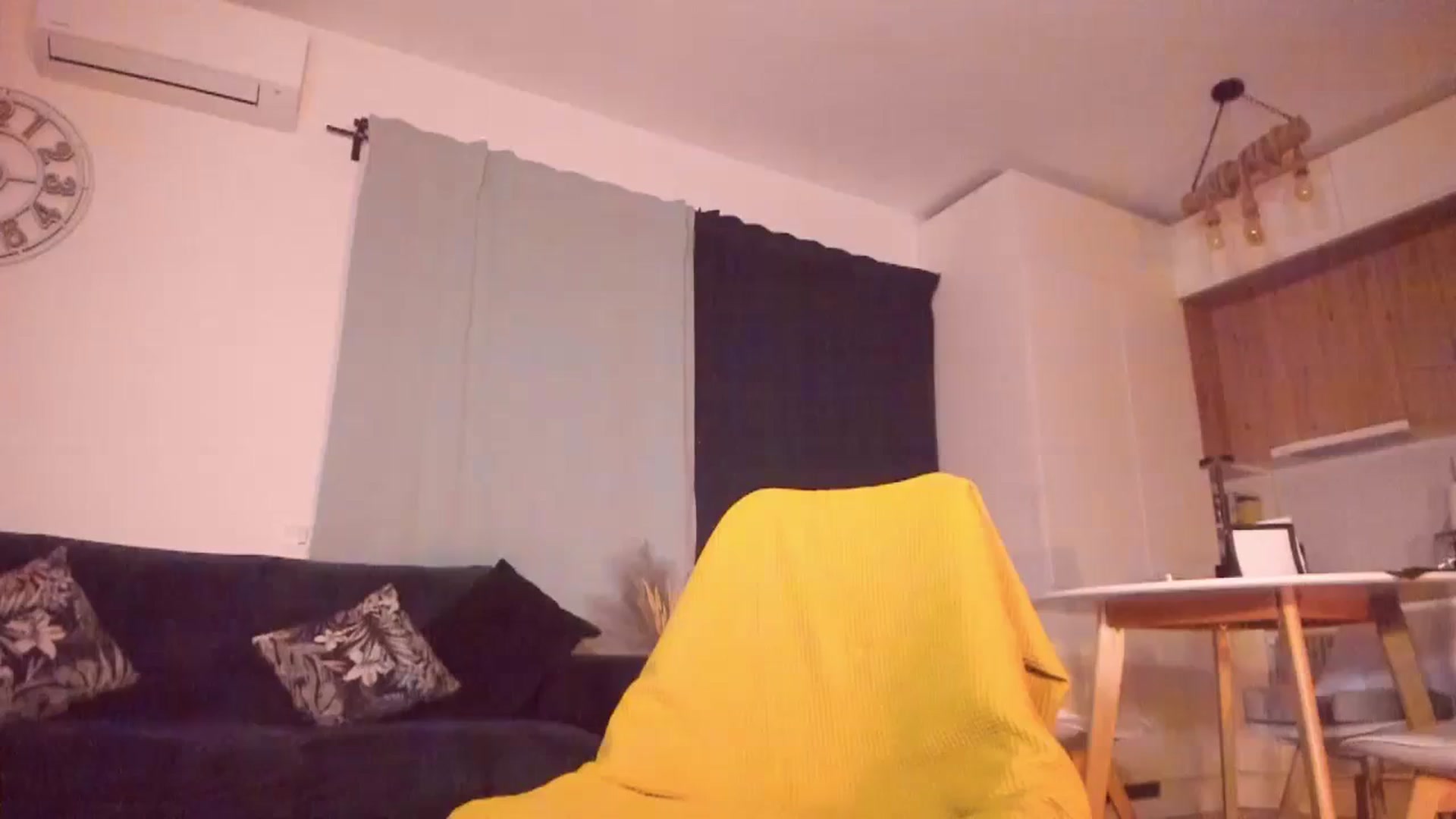 Gallery image thumbnail from CoolElissa's myfreecams stream on, 10/22/2023, 06:29 image 4 of 20