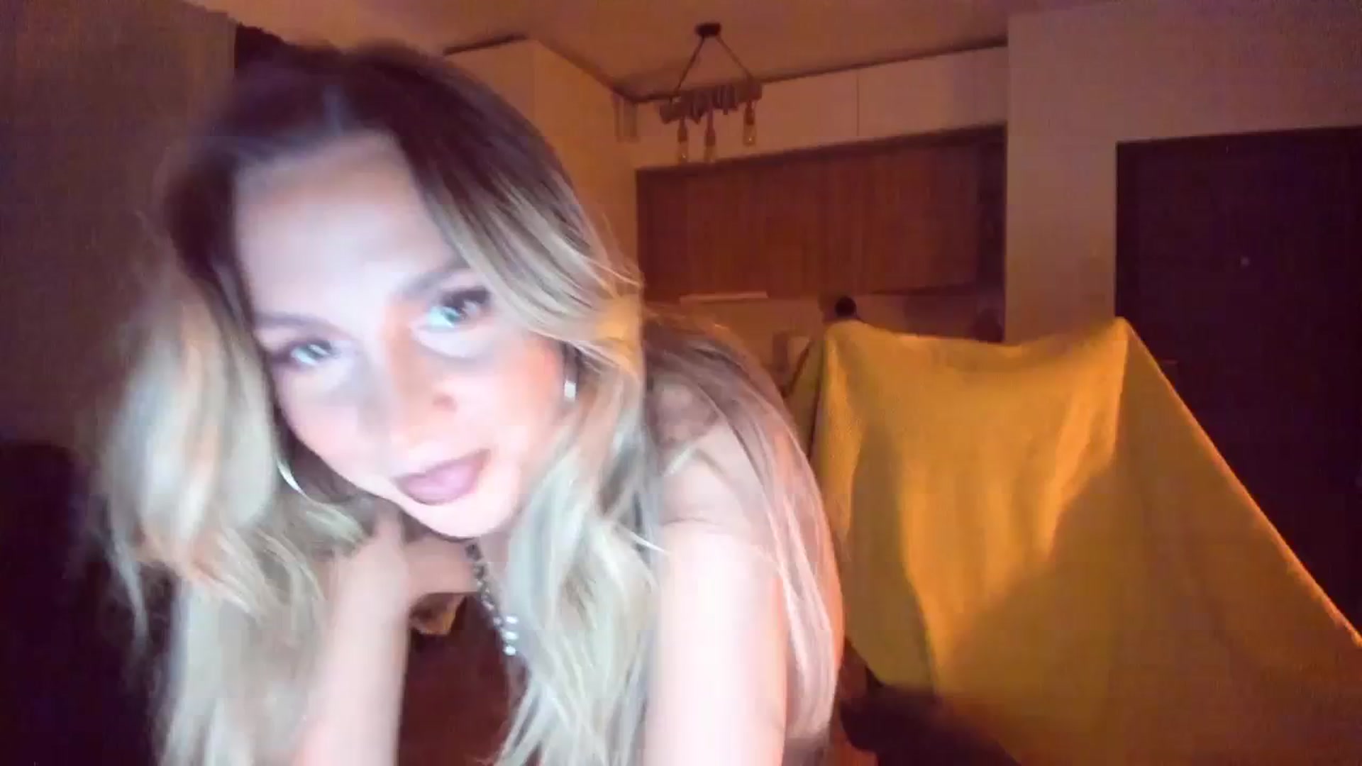 Gallery image thumbnail from CoolElissa's myfreecams stream on, 10/25/2023, 04:55 image 18 of 20