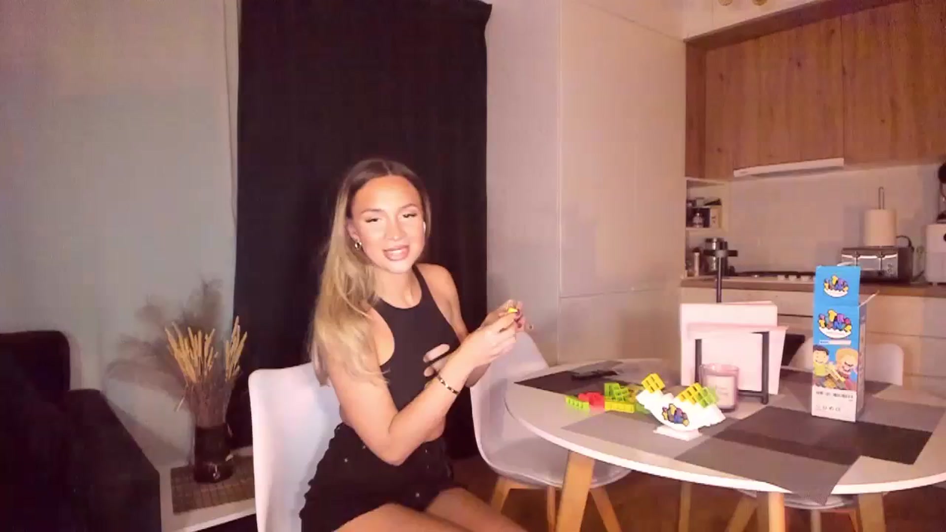 Gallery image thumbnail from CoolElissa's myfreecams stream on, 10/31/2023, 03:29 image 1 of 20