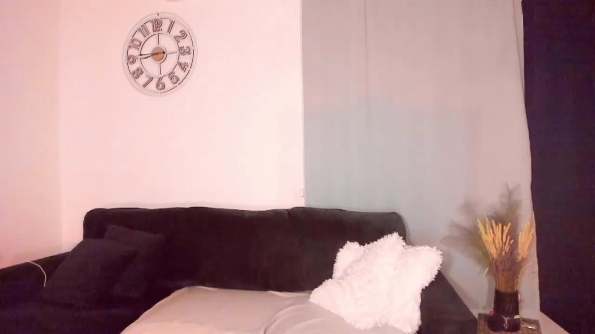 Gallery image thumbnail from CoolElissa's myfreecams stream on, 11/04/2023, 06:24 image 16 of 20