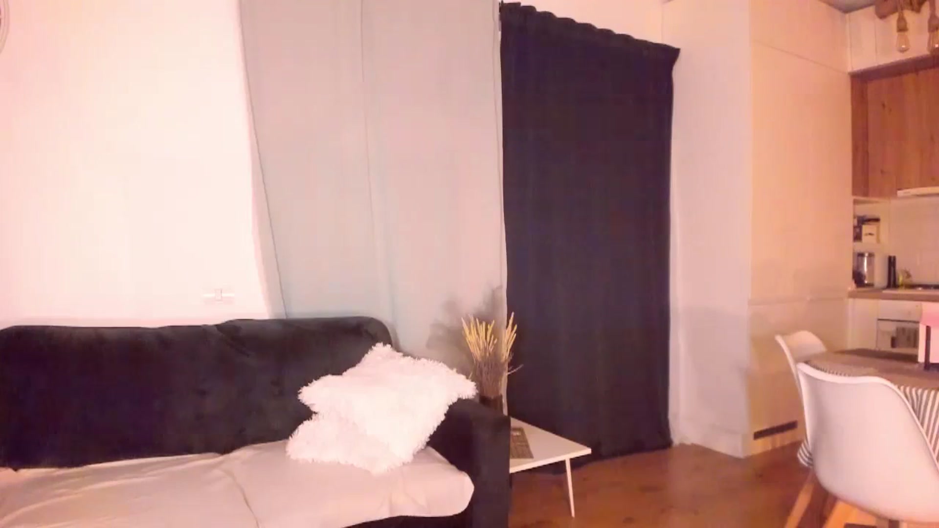 Gallery image thumbnail from CoolElissa's myfreecams stream on, 11/15/2023, 06:30 image 3 of 20