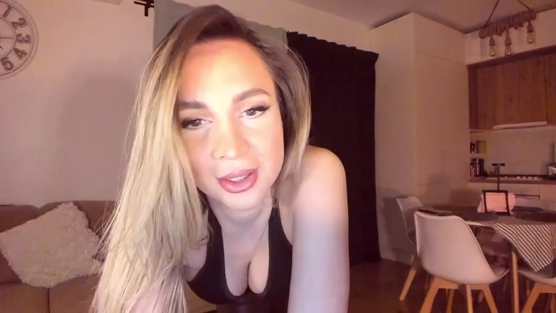 Gallery image thumbnail from CoolElissa's myfreecams stream on, 01/15/2024, 03:51 image 1 of 20