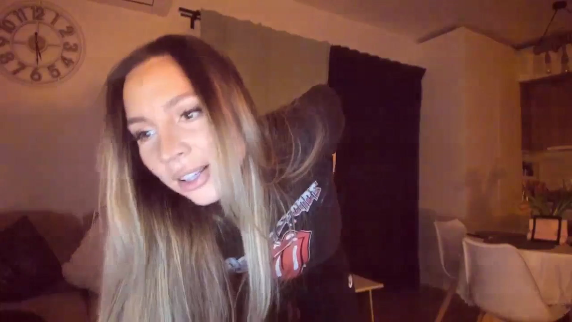 Gallery image thumbnail from CoolElissa's myfreecams stream on, 01/24/2024, 03:43 image 17 of 20