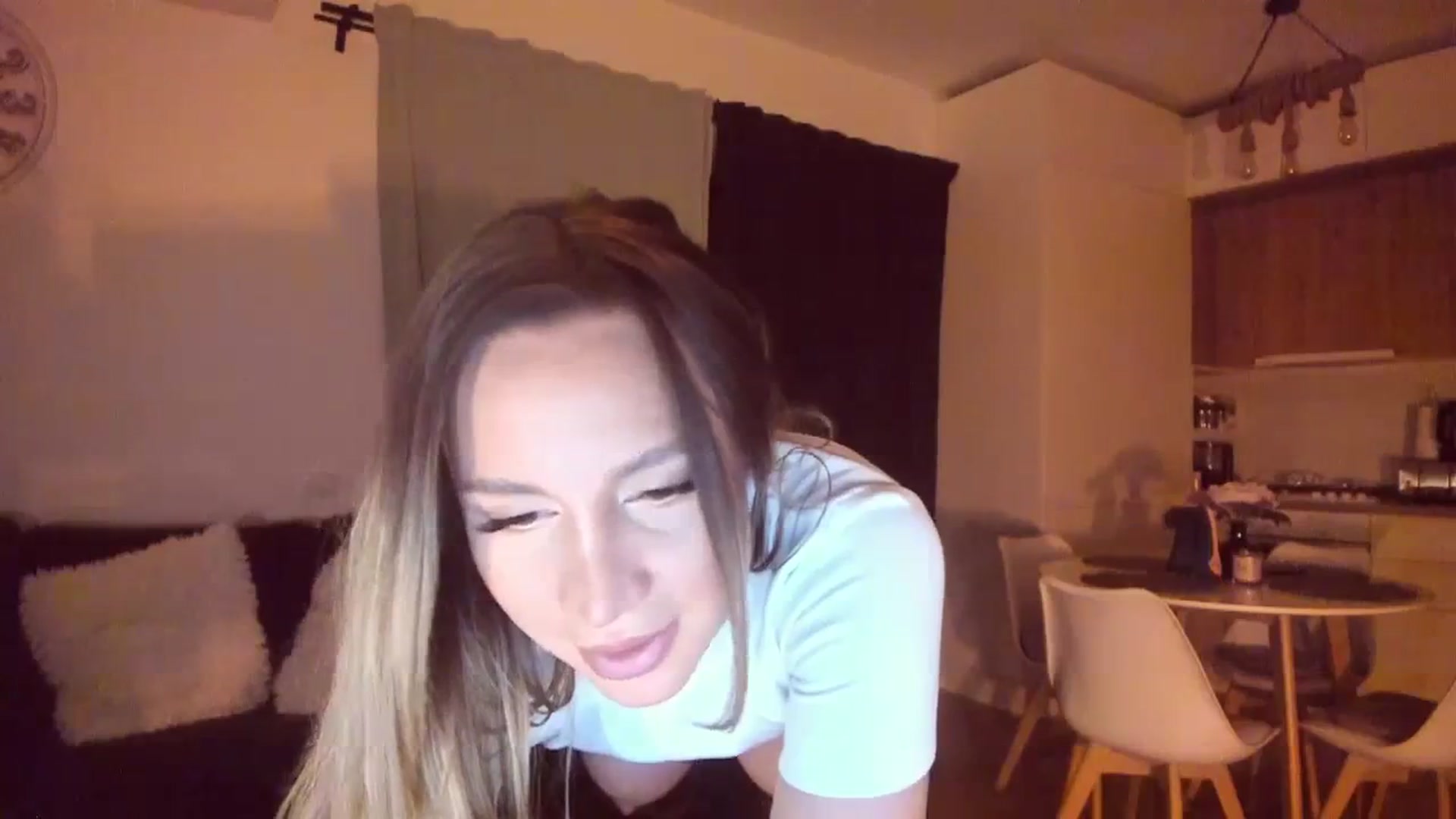 Gallery image thumbnail from CoolElissa's myfreecams stream on, 02/29/2024, 03:49 image 11 of 20