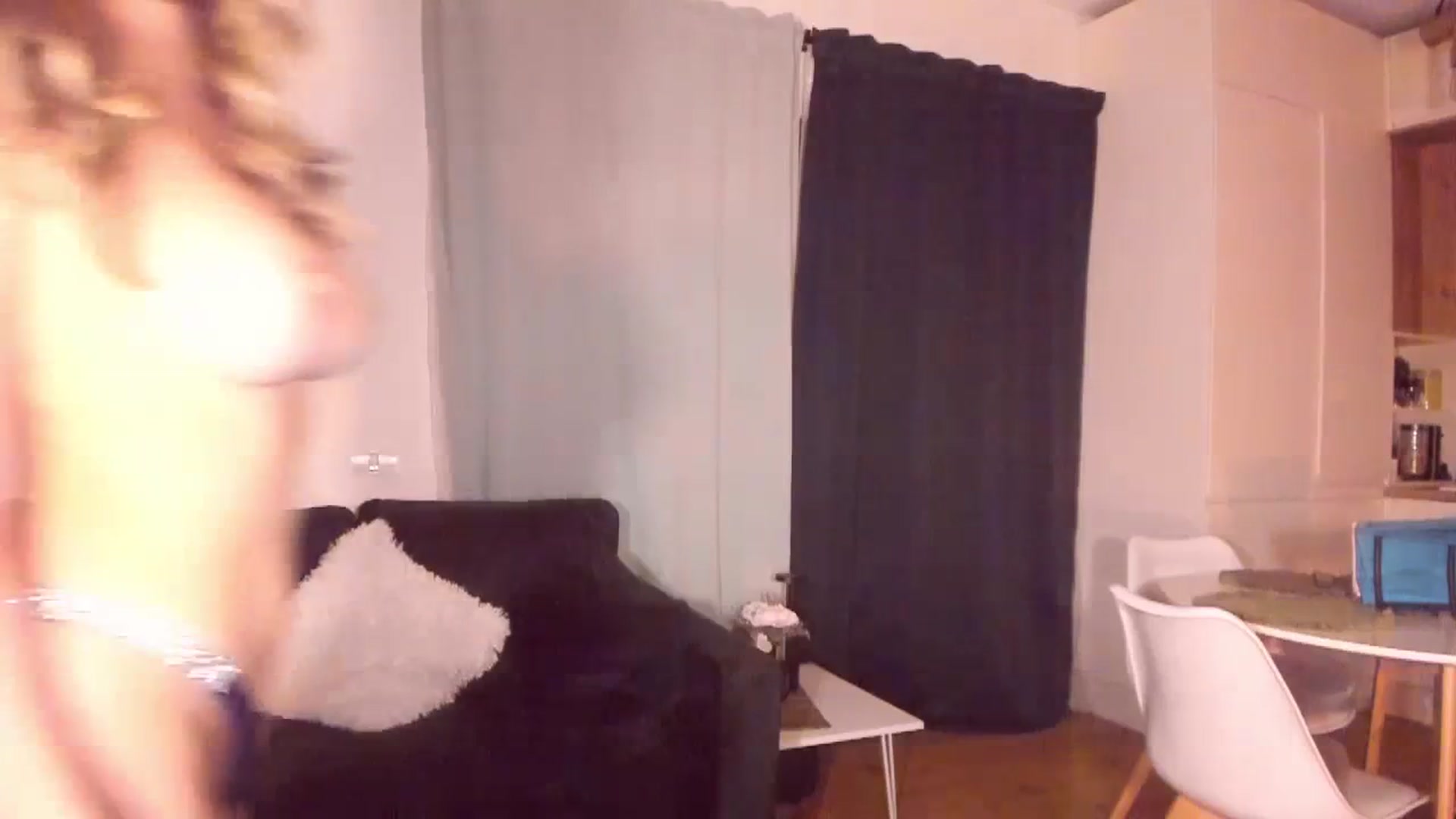 Gallery image thumbnail from CoolElissa's myfreecams stream on, 03/14/2024, 03:30 image 2 of 20
