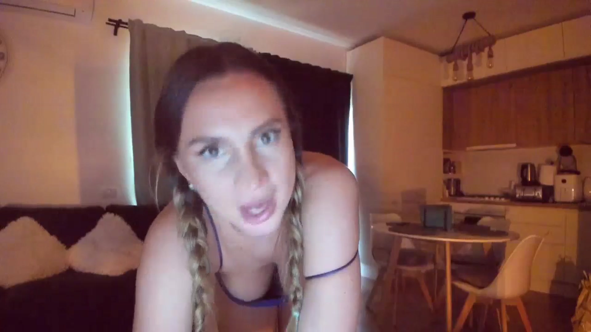 Gallery image thumbnail from CoolElissa's myfreecams stream on, 03/21/2024, 07:48 image 9 of 20