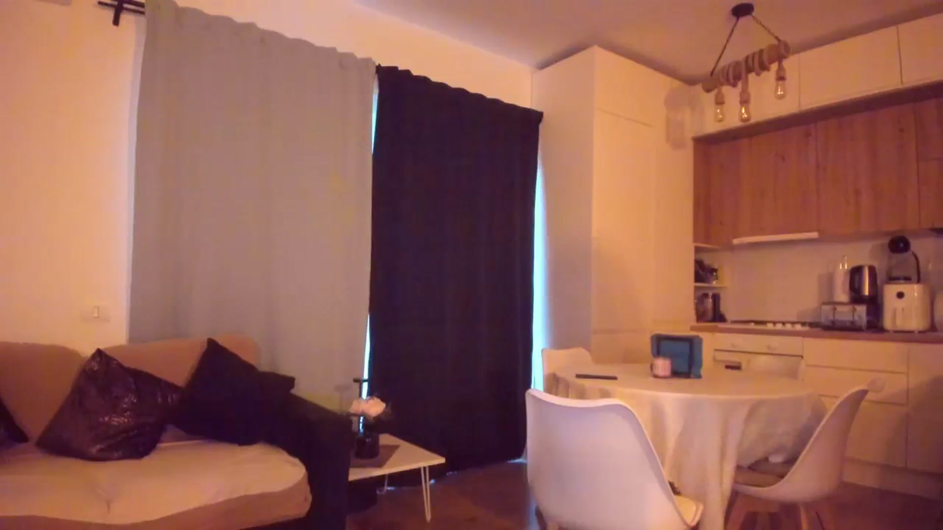 Gallery image thumbnail from CoolElissa's myfreecams stream on, 04/12/2024, 04:09 image 3 of 20