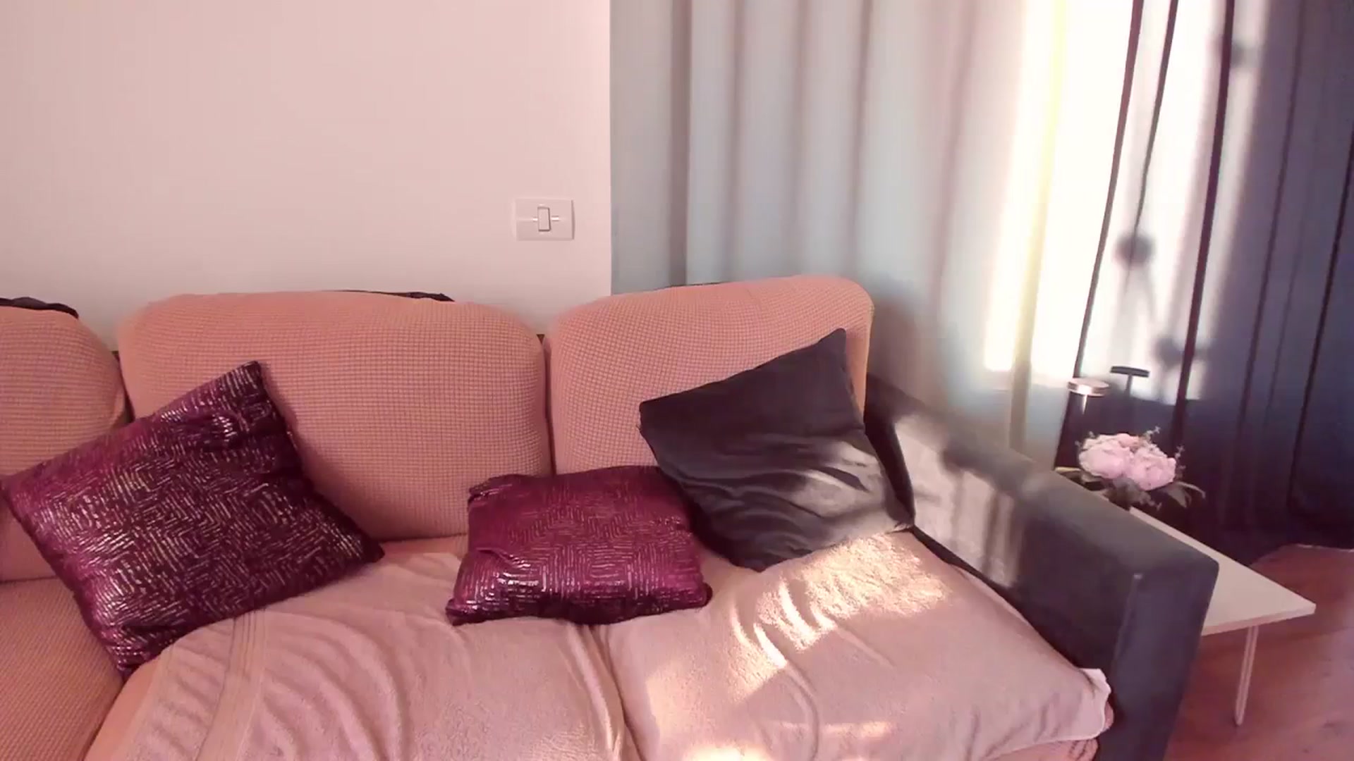 Gallery image thumbnail from CoolElissa's myfreecams stream on, 04/14/2024, 04:11 image 20 of 20