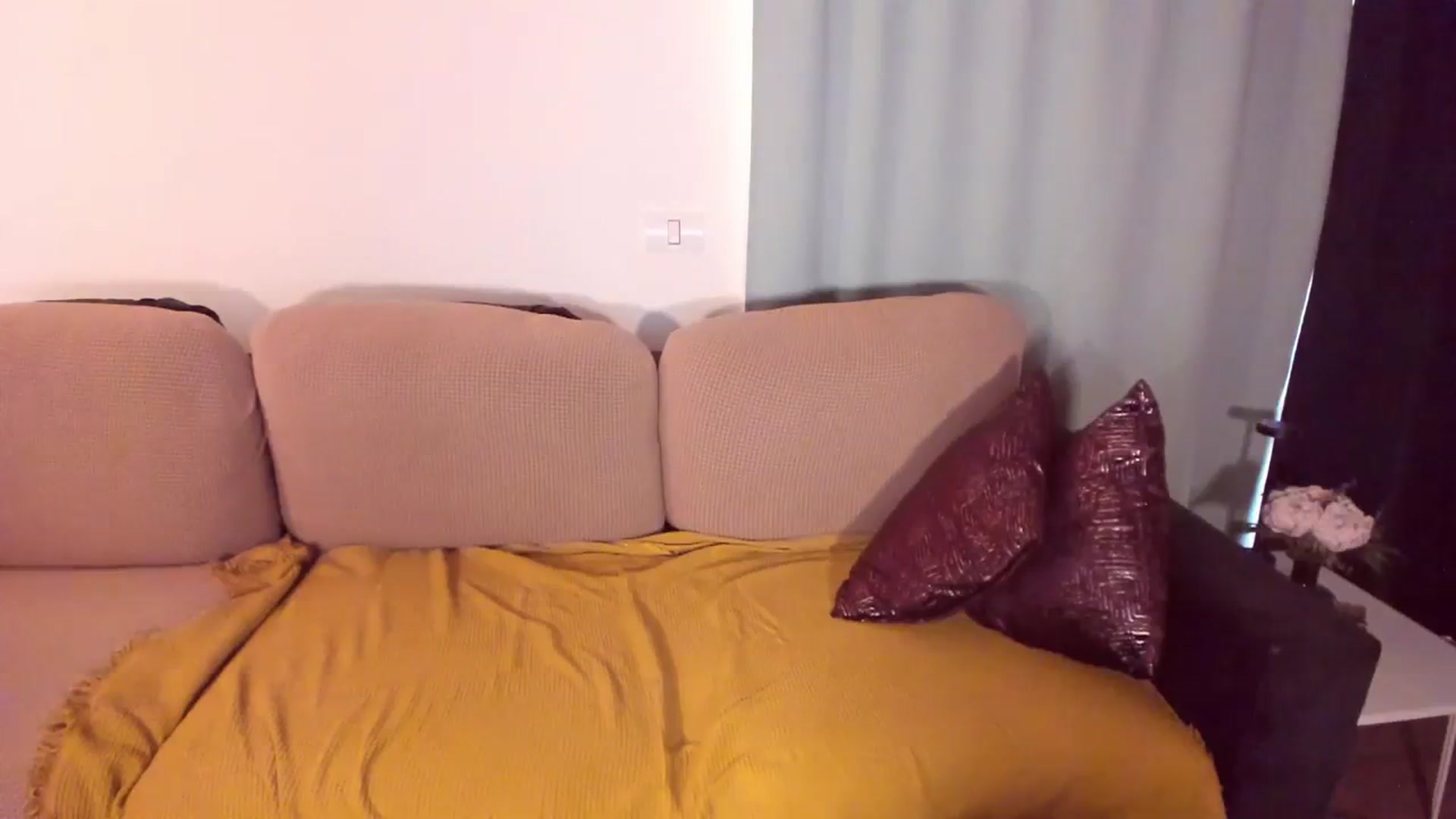 Gallery image thumbnail from CoolElissa's myfreecams stream on, 04/15/2024, 03:58 image 15 of 20