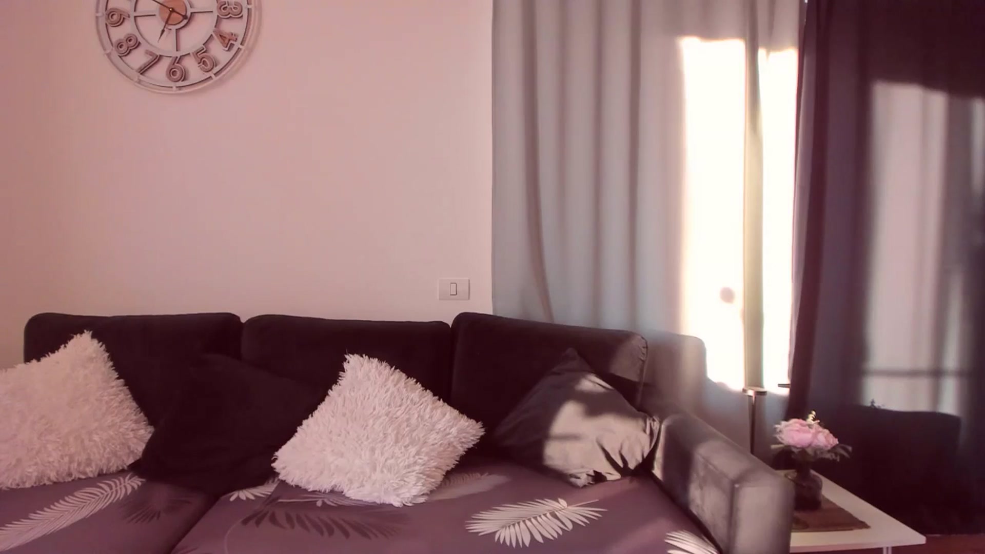 Gallery image thumbnail from CoolElissa's myfreecams stream on, 04/19/2024, 03:57 image 12 of 20