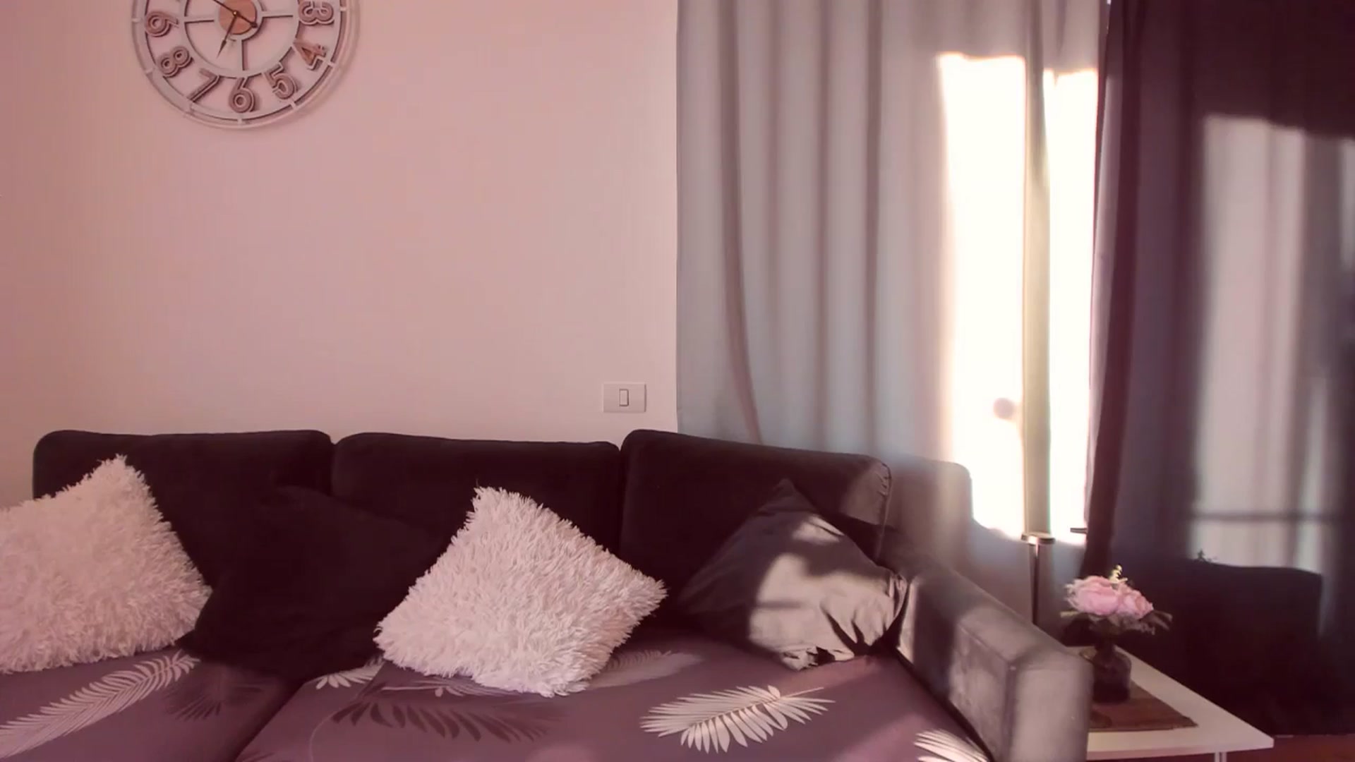 Gallery image thumbnail from CoolElissa's myfreecams stream on, 04/19/2024, 03:57 image 13 of 20