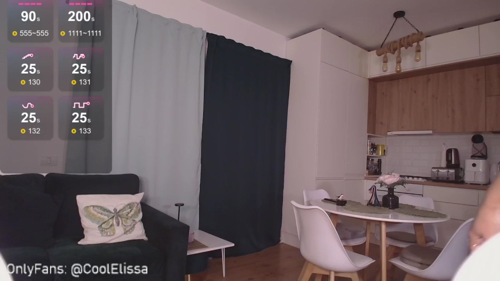 Gallery image thumbnail from CoolElissa's myfreecams stream on, 06/18/2024, 04:14 image 3 of 20