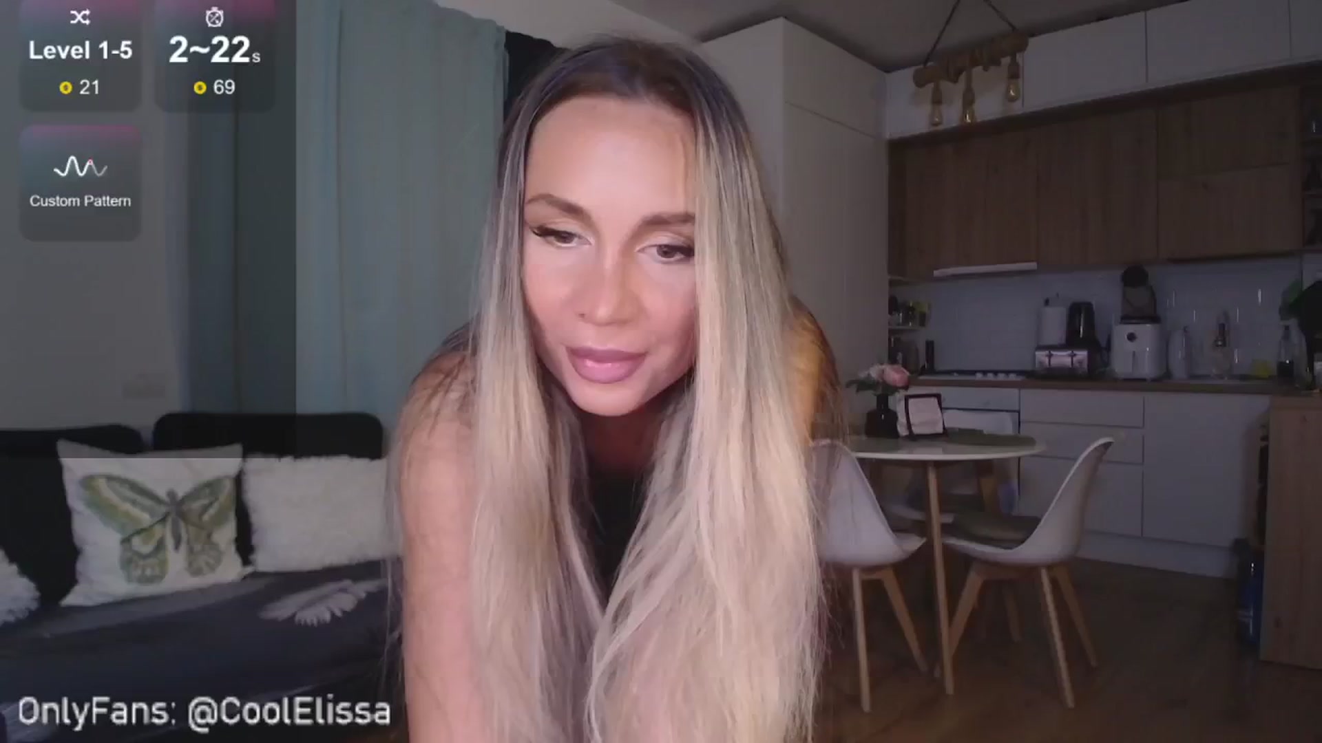 Gallery image thumbnail from CoolElissa's myfreecams stream on, 08/18/2024, 02:05 image 5 of 20