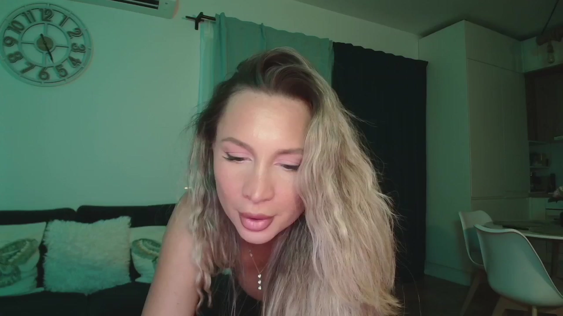 Gallery image thumbnail from CoolElissa's myfreecams stream on, 09/12/2024, 03:21 image 11 of 20