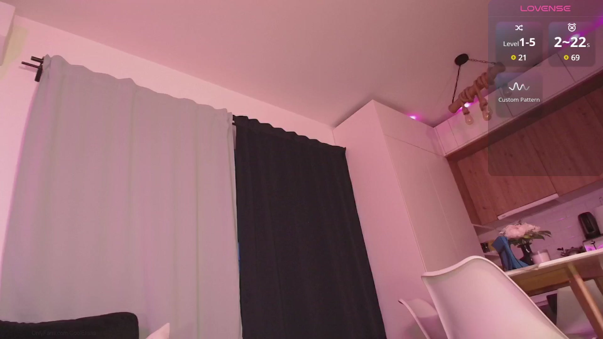 Gallery image thumbnail from CoolElissa's myfreecams stream on, 11/10/2024, 06:23 image 12 of 20