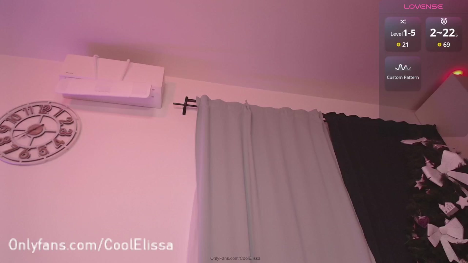 Gallery image thumbnail from CoolElissa's myfreecams stream on, 12/13/2024, 05:47 image 15 of 20