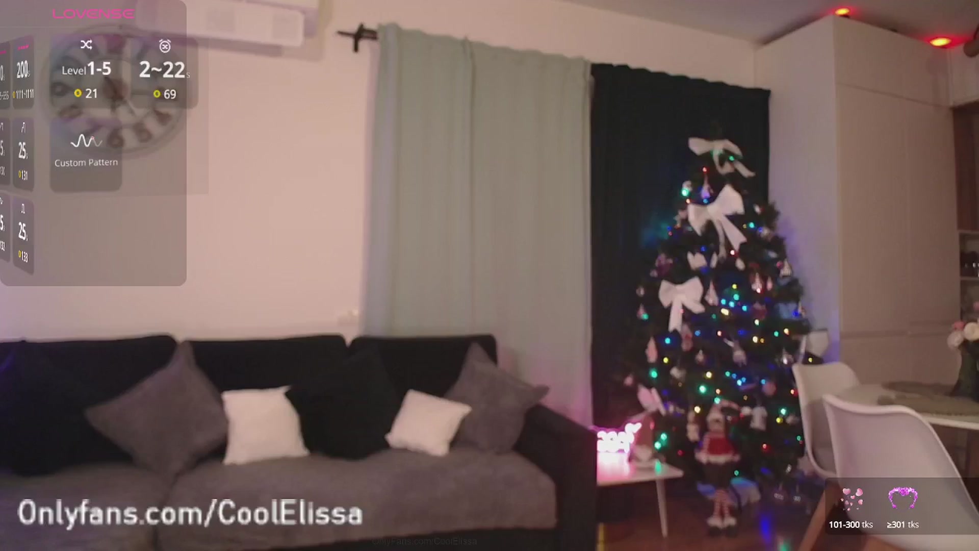 Gallery image thumbnail from CoolElissa's myfreecams stream on, 01/04/2025, 06:02 image 2 of 20