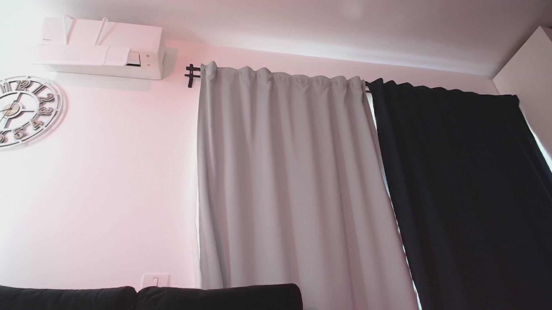 Gallery image thumbnail from CoolElissa's myfreecams stream on, 03/20/2025, 08:04 image 15 of 20