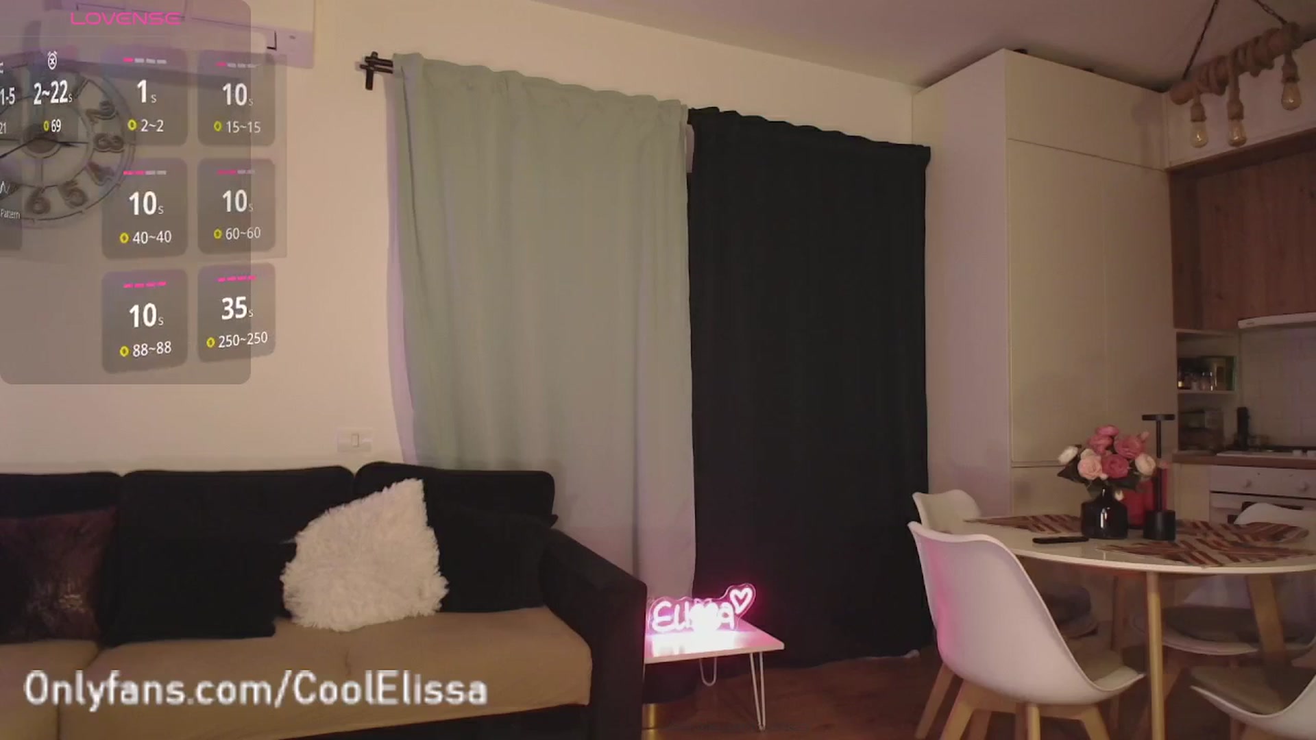 Gallery image thumbnail from CoolElissa's myfreecams stream on, 03/23/2025, 01:58 image 13 of 20