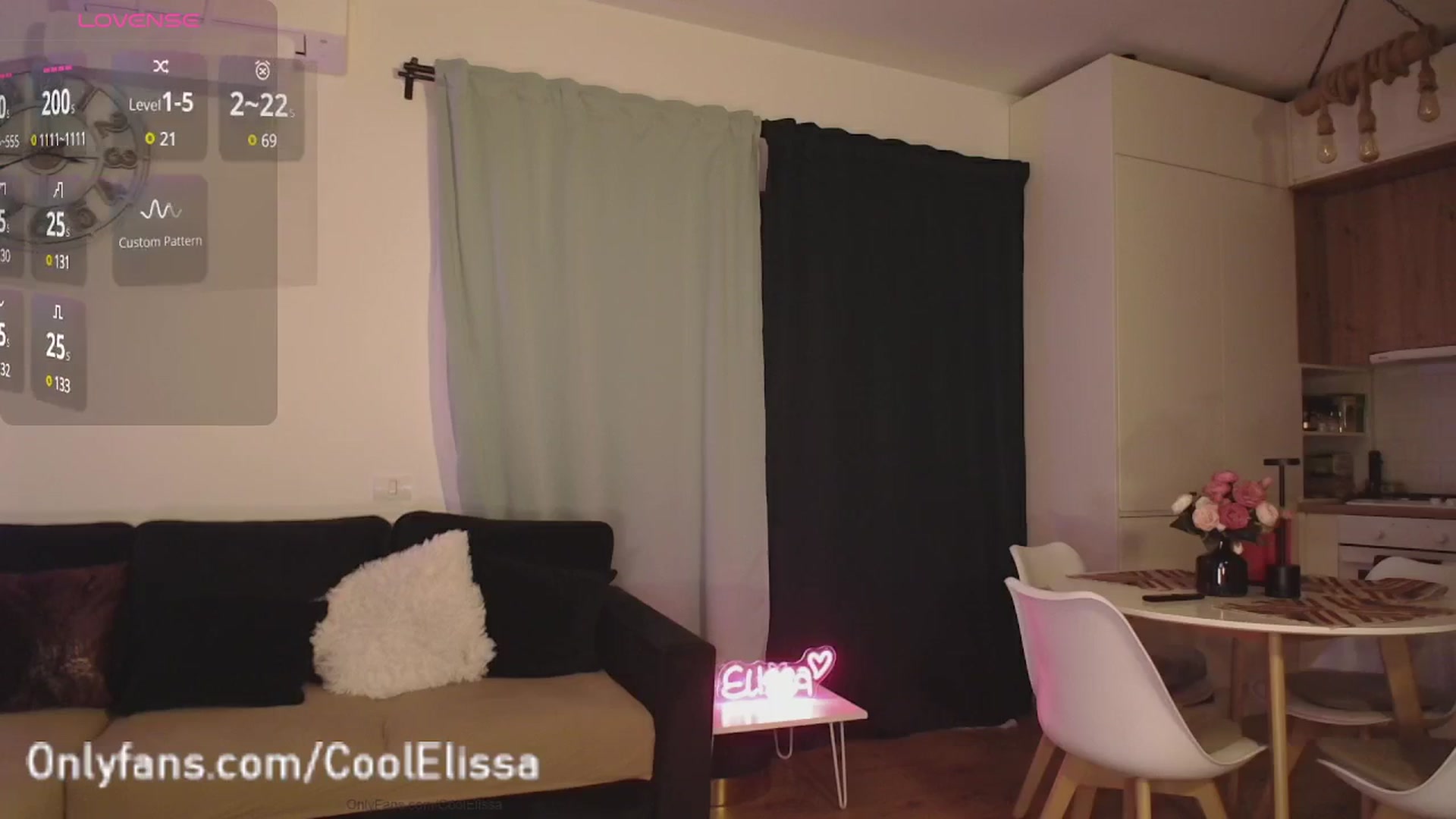 Gallery image thumbnail from CoolElissa's myfreecams stream on, 03/23/2025, 01:58 image 14 of 20