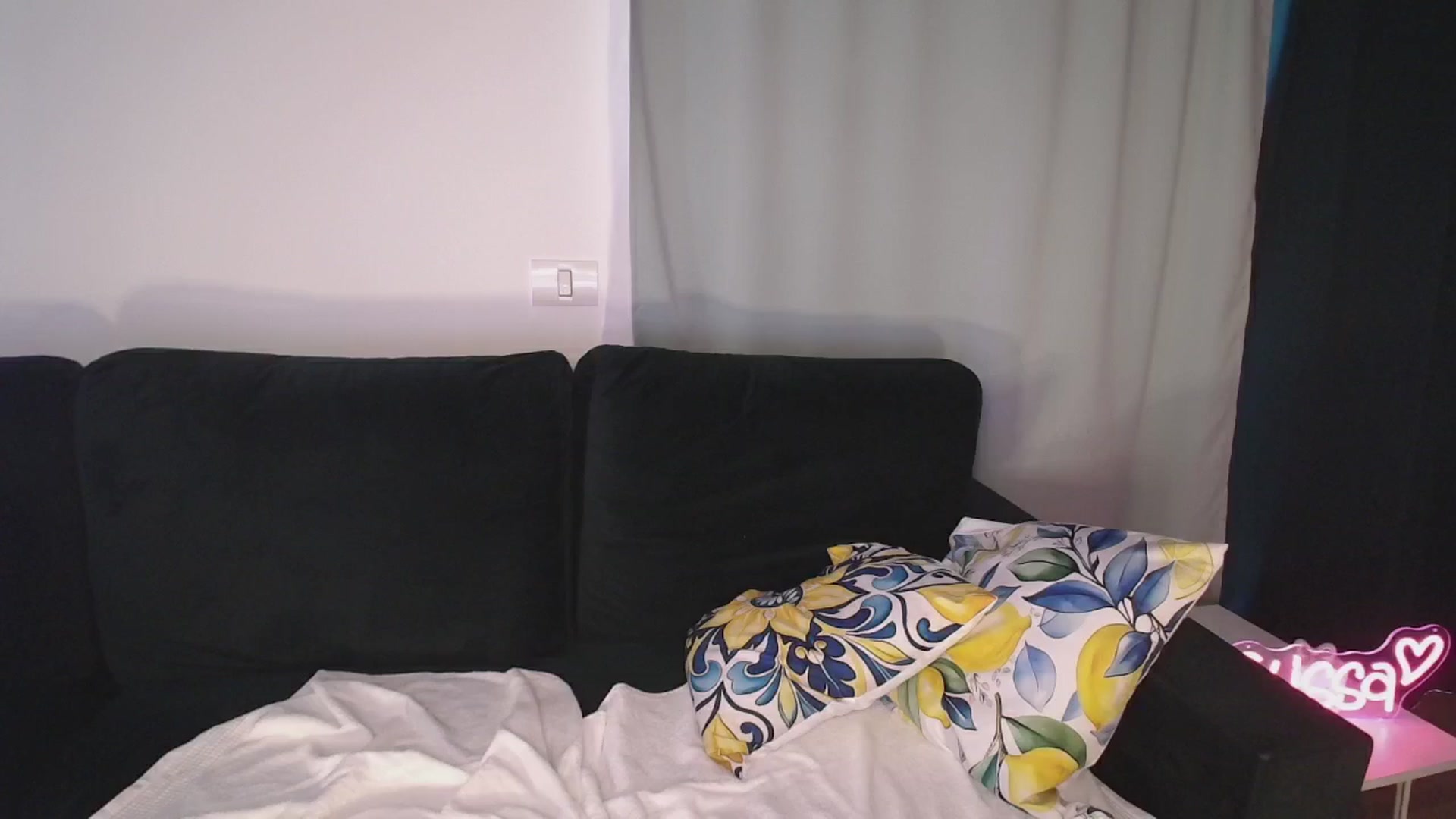 Gallery image thumbnail from CoolElissa's myfreecams stream on, 05/14/2025, 05:34 image 10 of 20