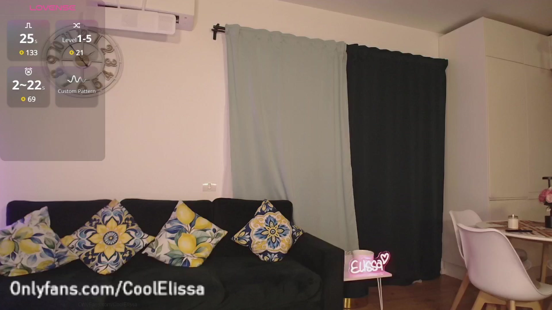 Gallery image thumbnail from CoolElissa's myfreecams stream on, 05/28/2025, 23:14 image 14 of 20
