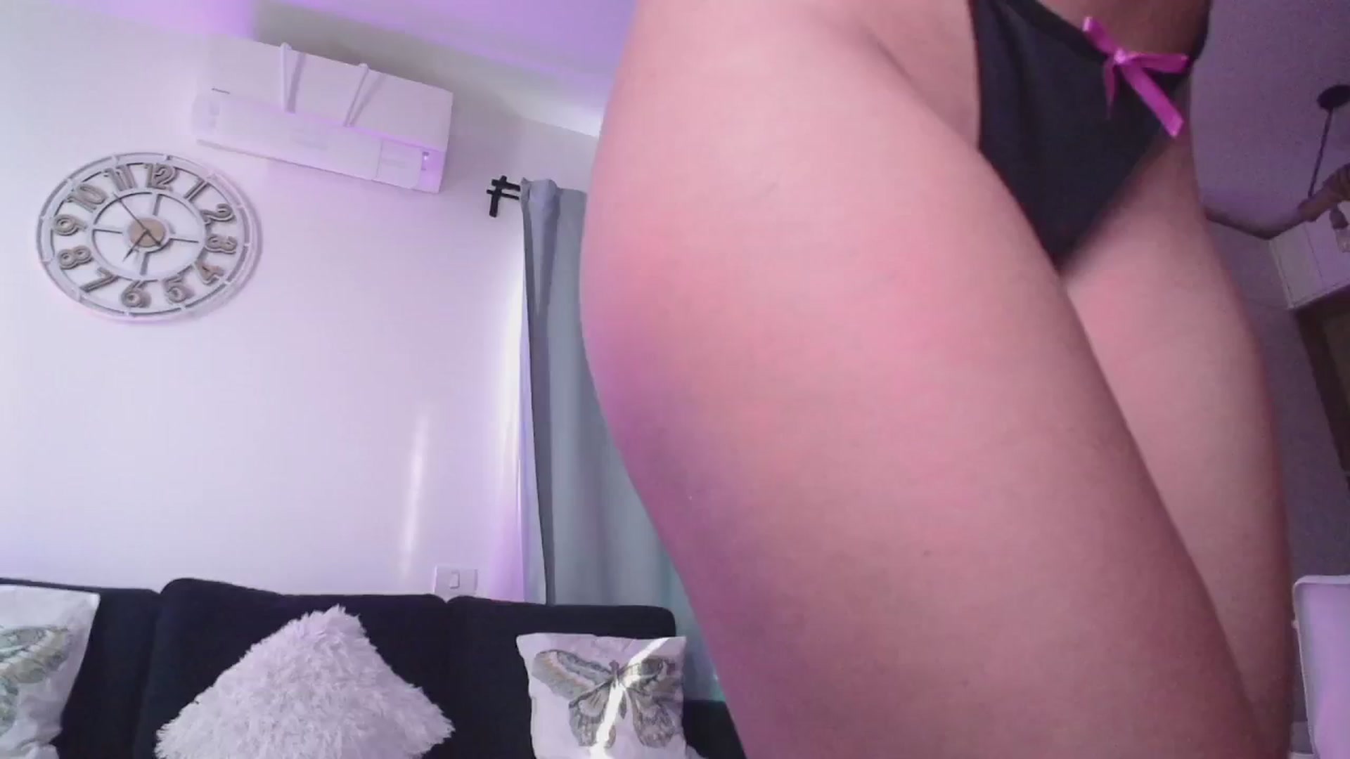 Gallery image thumbnail from CoolElissa's myfreecams stream on, 06/11/2025, 05:06 image 2 of 20