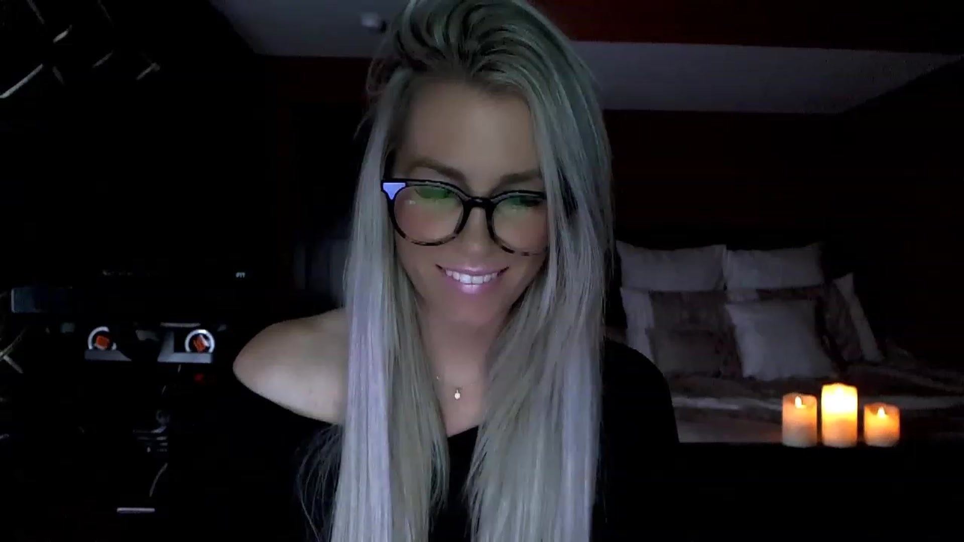 Gallery image thumbnail from Cora9's myfreecams stream on, 12/02/2022, 06:07 image 6 of 20