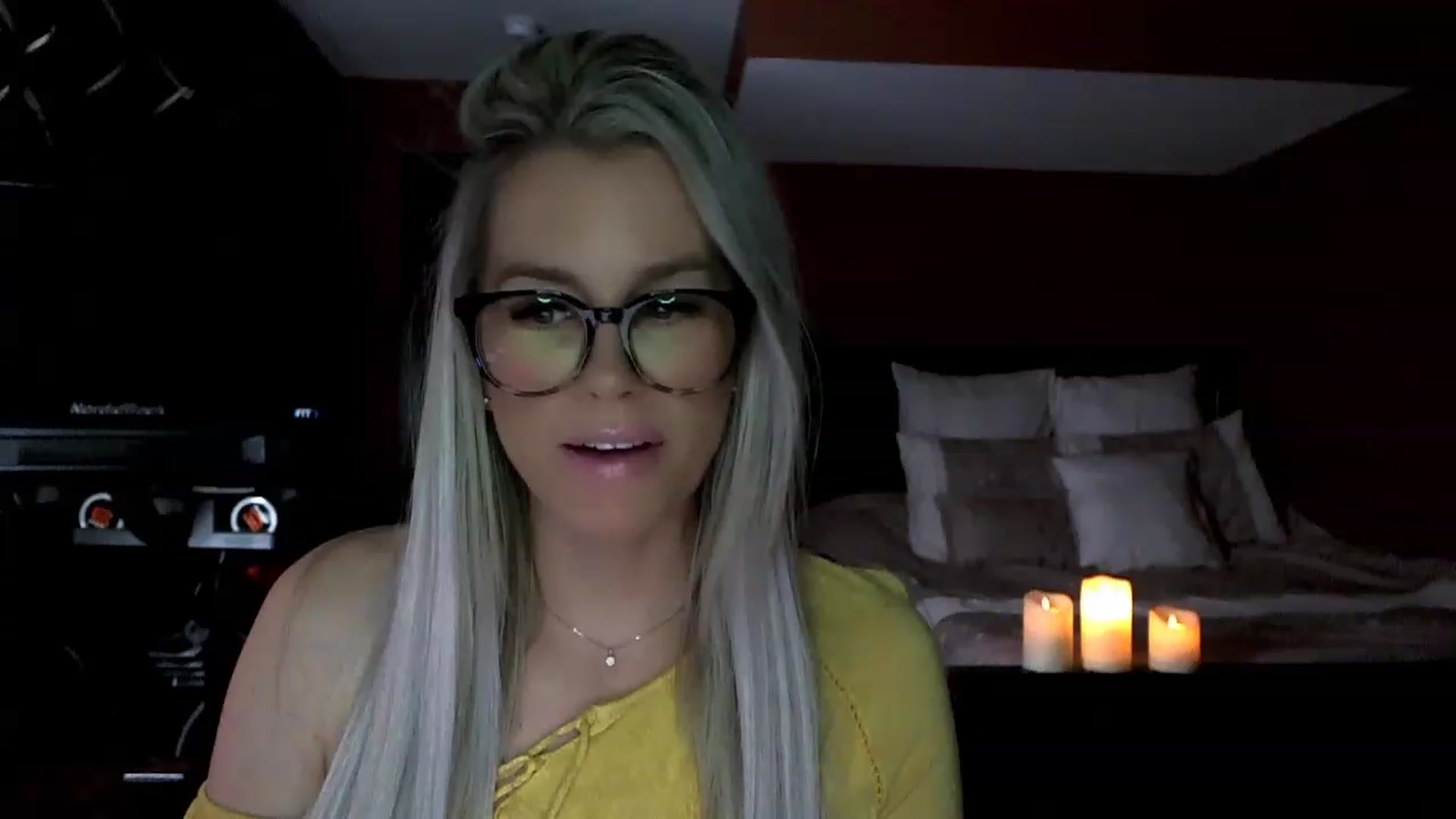 Gallery image thumbnail from Cora9's myfreecams stream on, 12/07/2022, 05:29 image 12 of 20