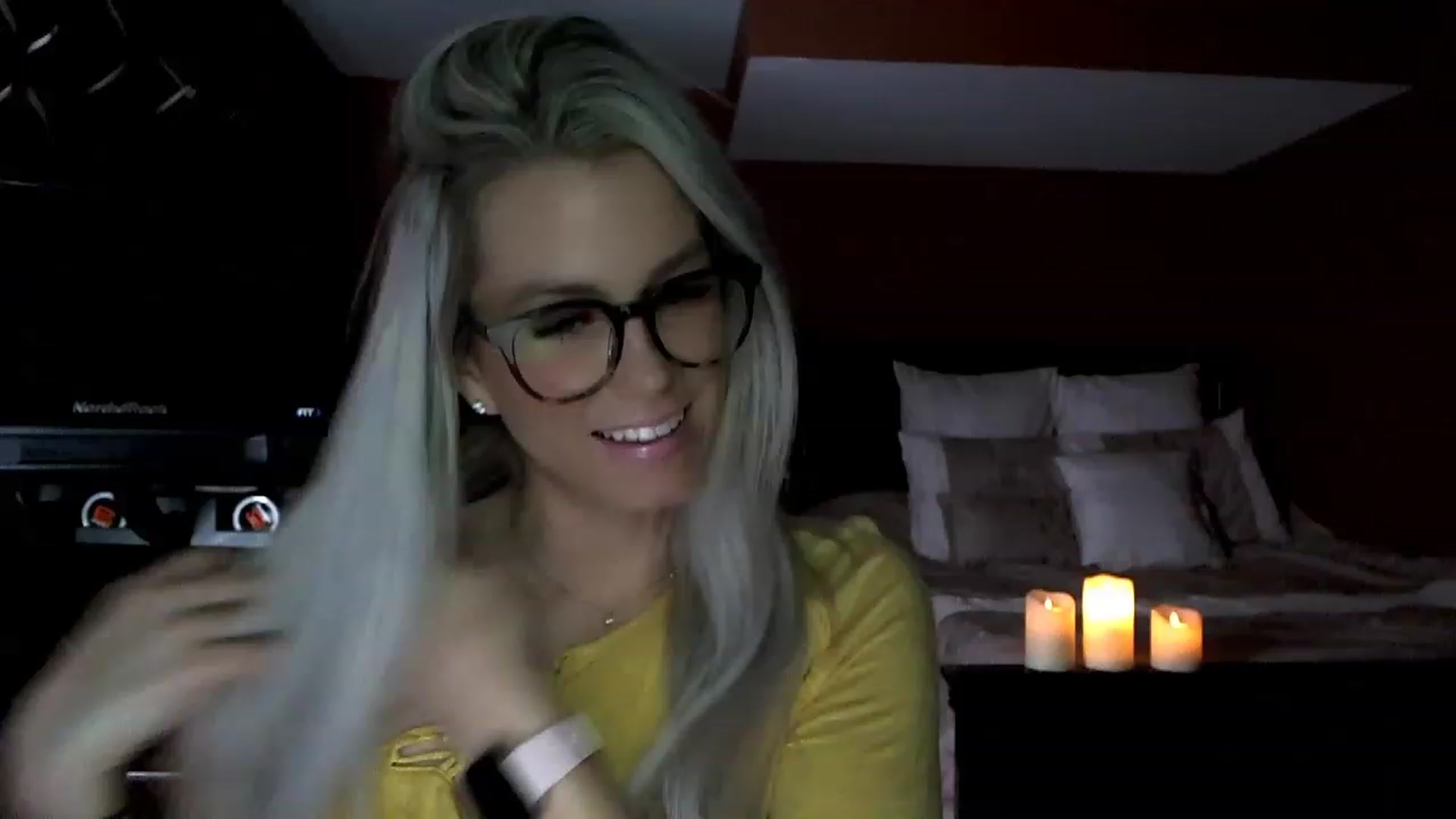 Gallery image thumbnail from Cora9's myfreecams stream on, 12/07/2022, 05:29 image 5 of 20
