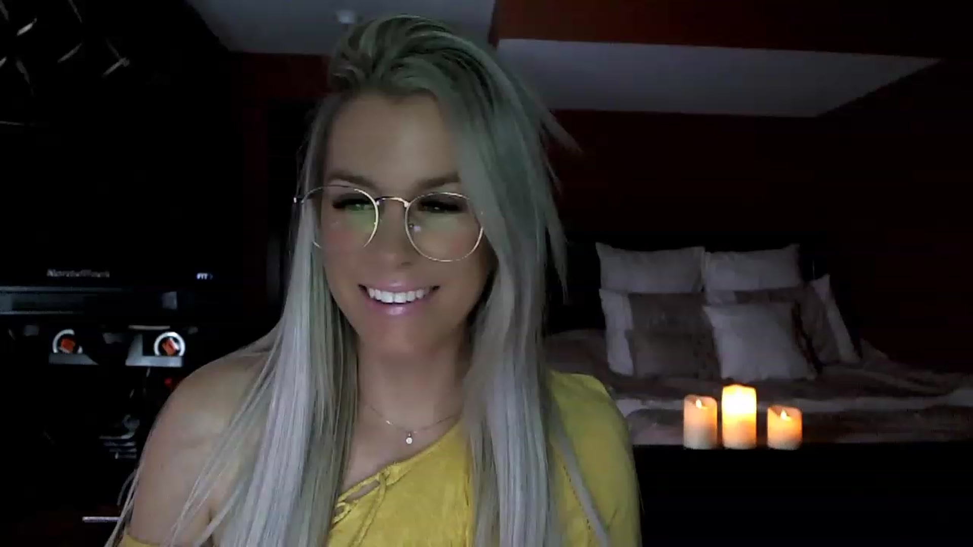 Gallery image thumbnail from Cora9's myfreecams stream on, 12/07/2022, 05:29 image 15 of 20