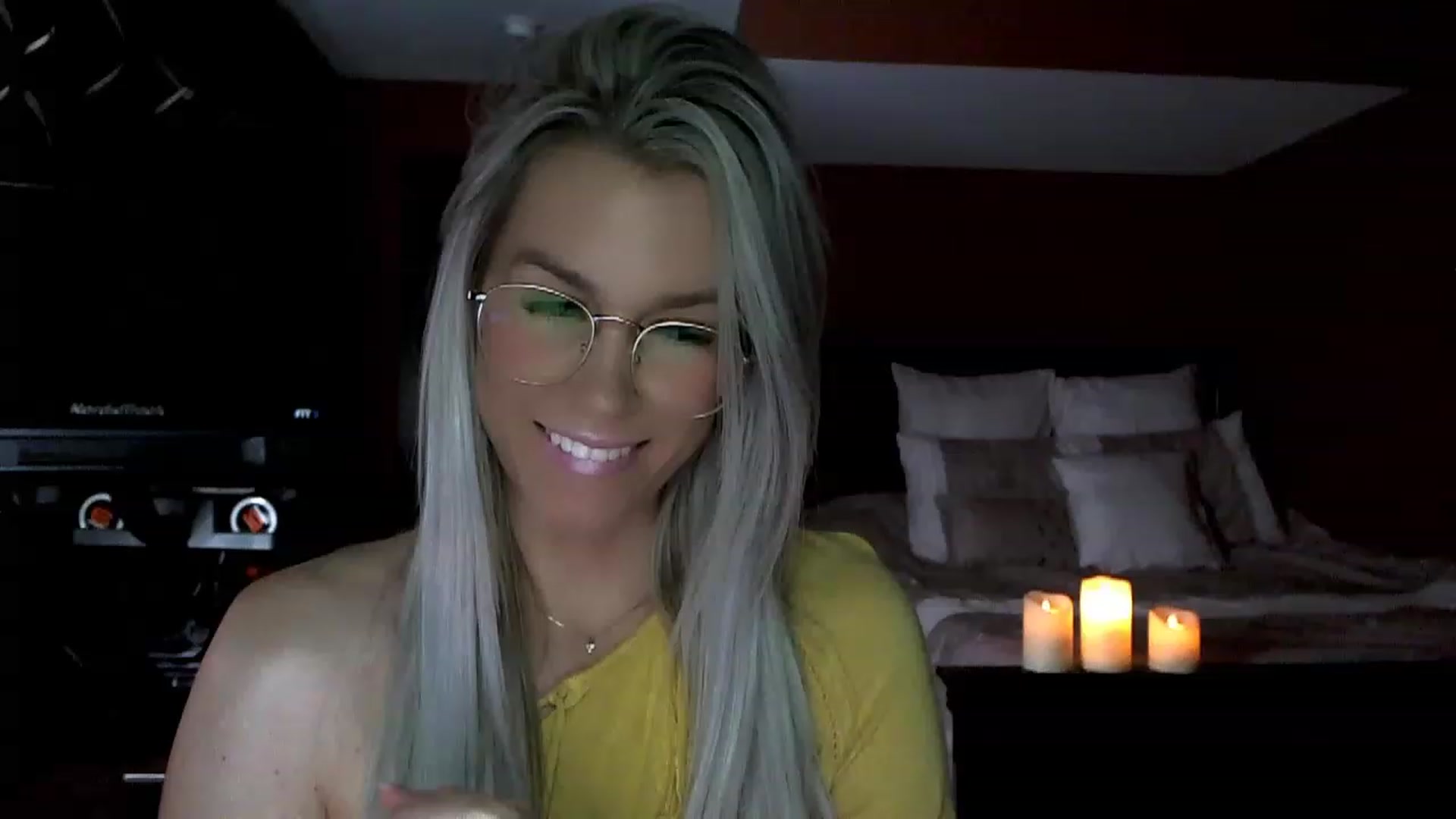 Gallery image thumbnail from Cora9's myfreecams stream on, 12/07/2022, 05:29 image 16 of 20