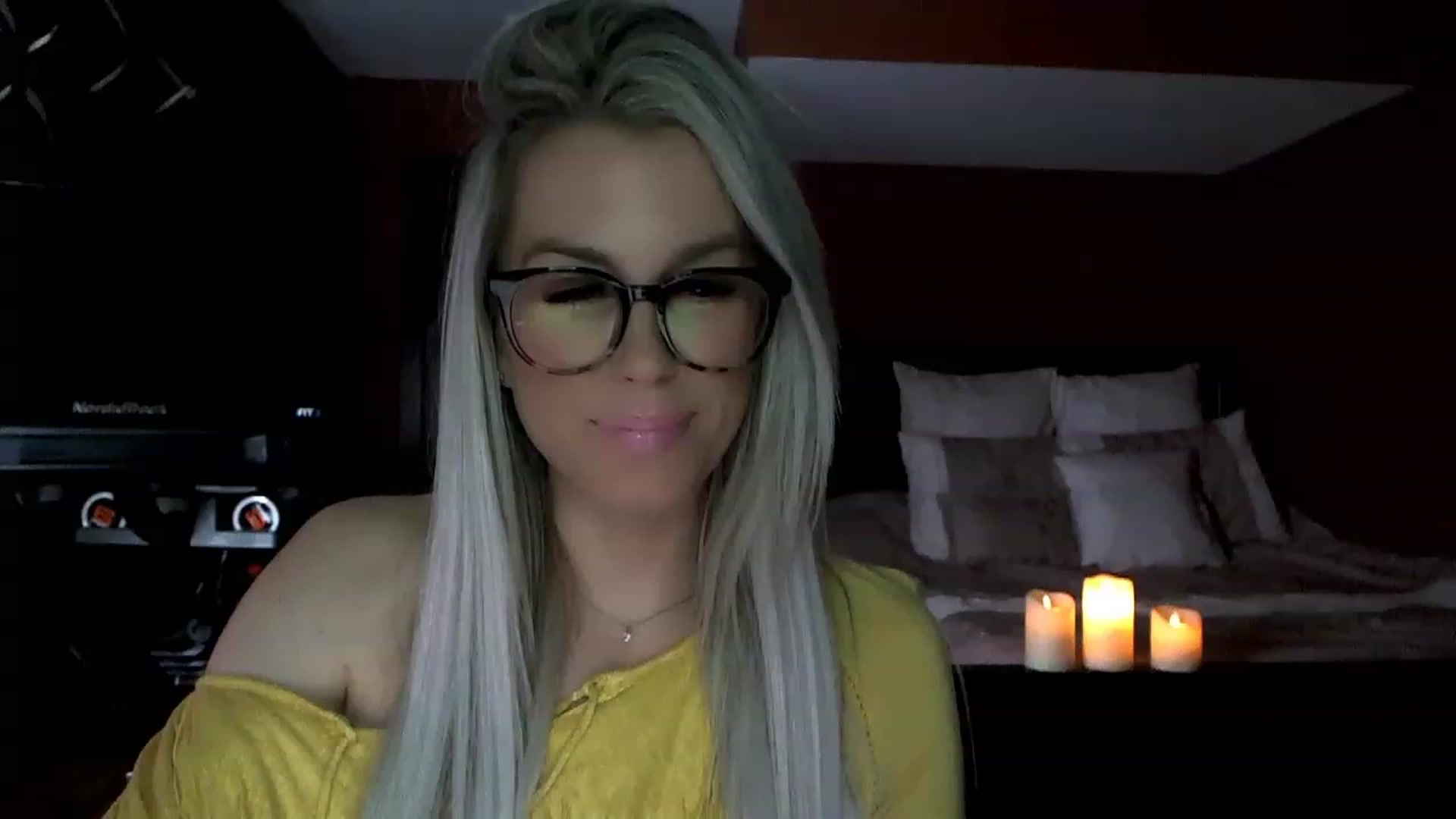 Gallery image thumbnail from Cora9's myfreecams stream on, 12/07/2022, 05:29 image 7 of 20