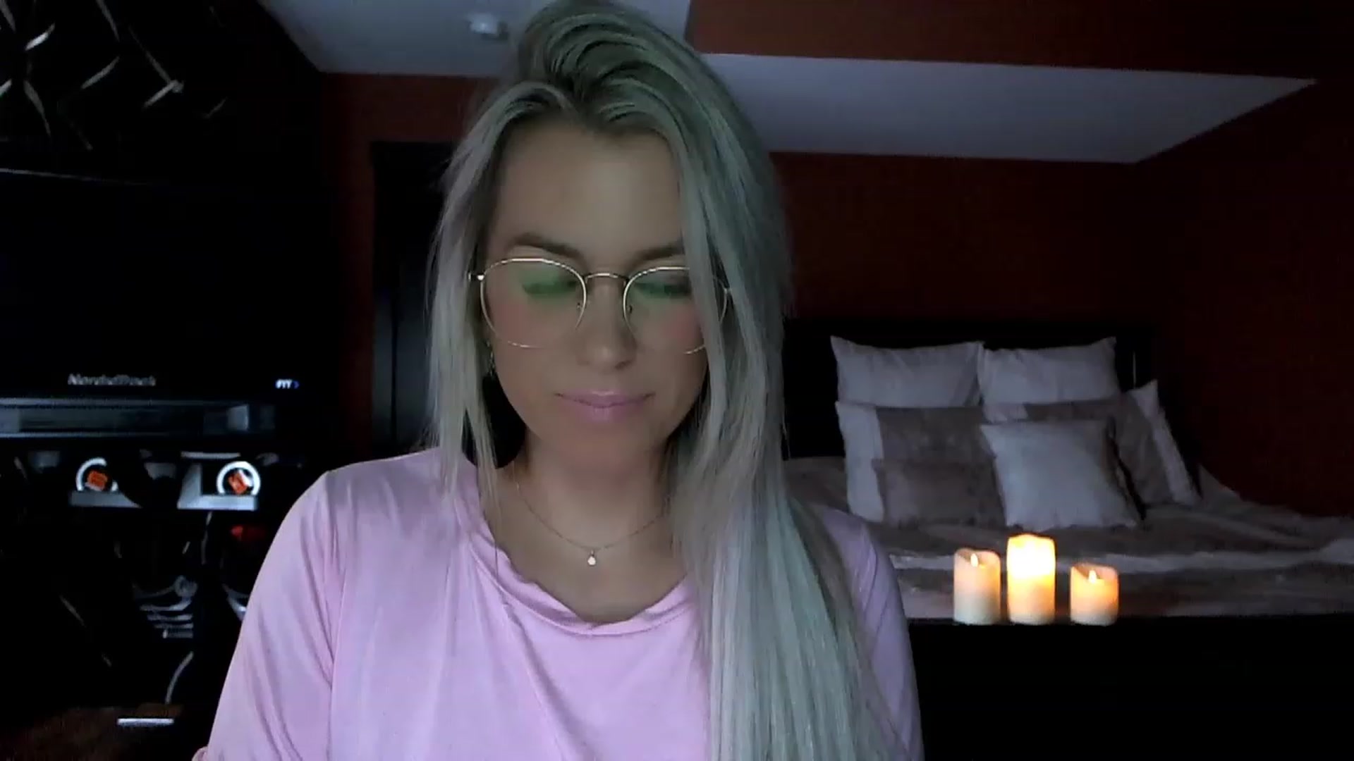 Gallery image thumbnail from Cora9's myfreecams stream on, 12/08/2022, 05:22 image 15 of 20