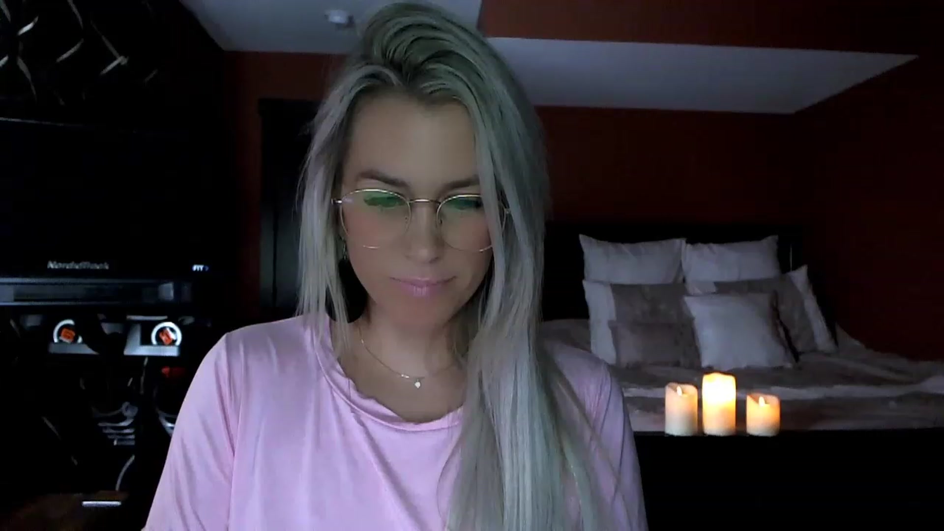 Gallery image thumbnail from Cora9's myfreecams stream on, 12/08/2022, 05:22 image 11 of 20