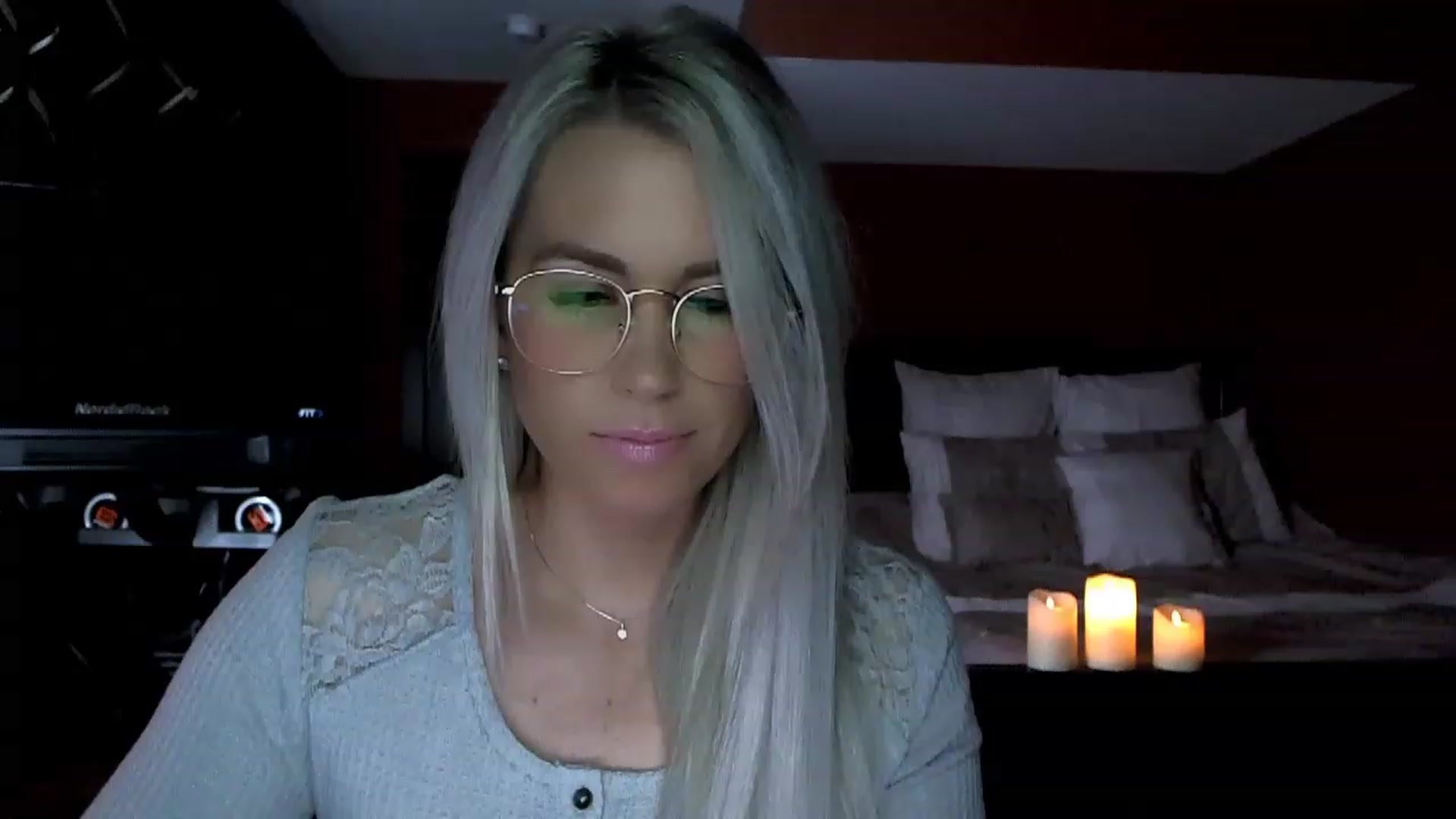 Gallery image thumbnail from Cora9's myfreecams stream on, 12/09/2022, 05:57 image 7 of 20