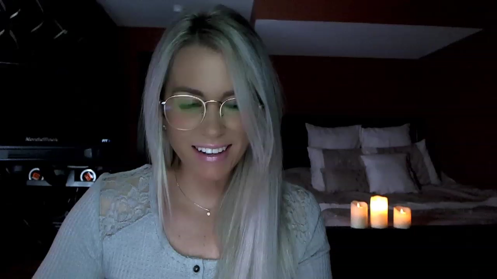 Gallery image thumbnail from Cora9's myfreecams stream on, 12/09/2022, 05:57 image 8 of 20