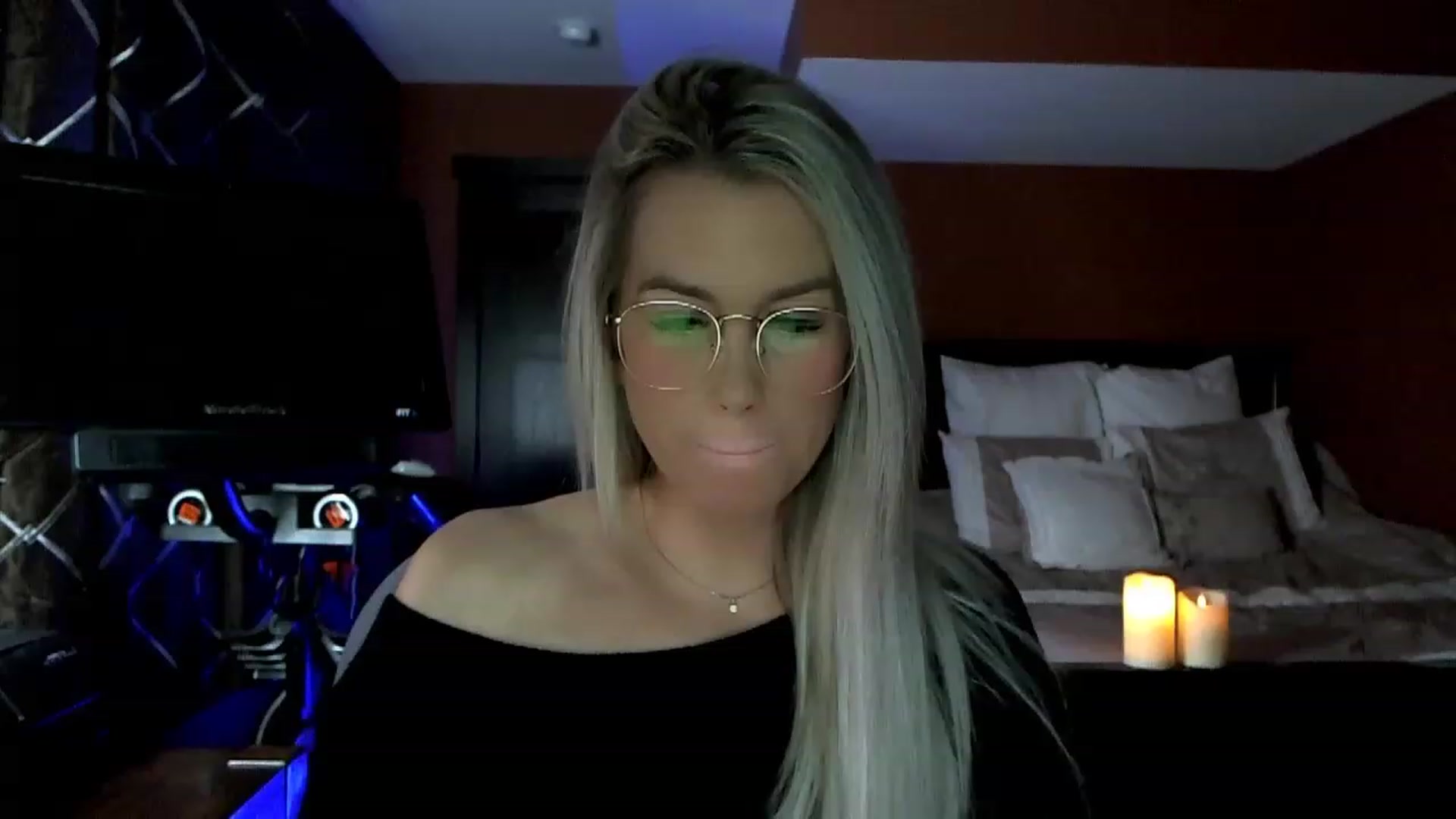 Gallery image thumbnail from Cora9's myfreecams stream on, 12/28/2022, 05:33 image 19 of 20