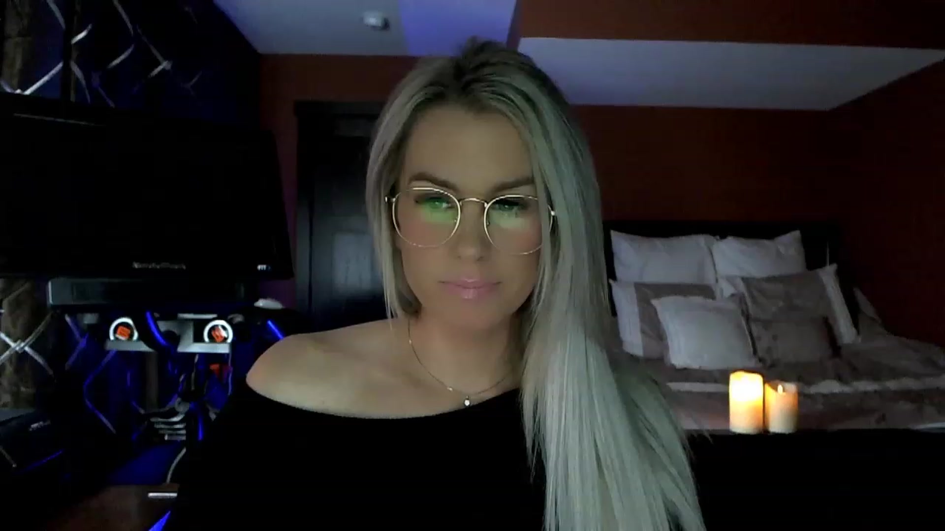 Gallery image thumbnail from Cora9's myfreecams stream on, 12/28/2022, 05:33 image 15 of 20