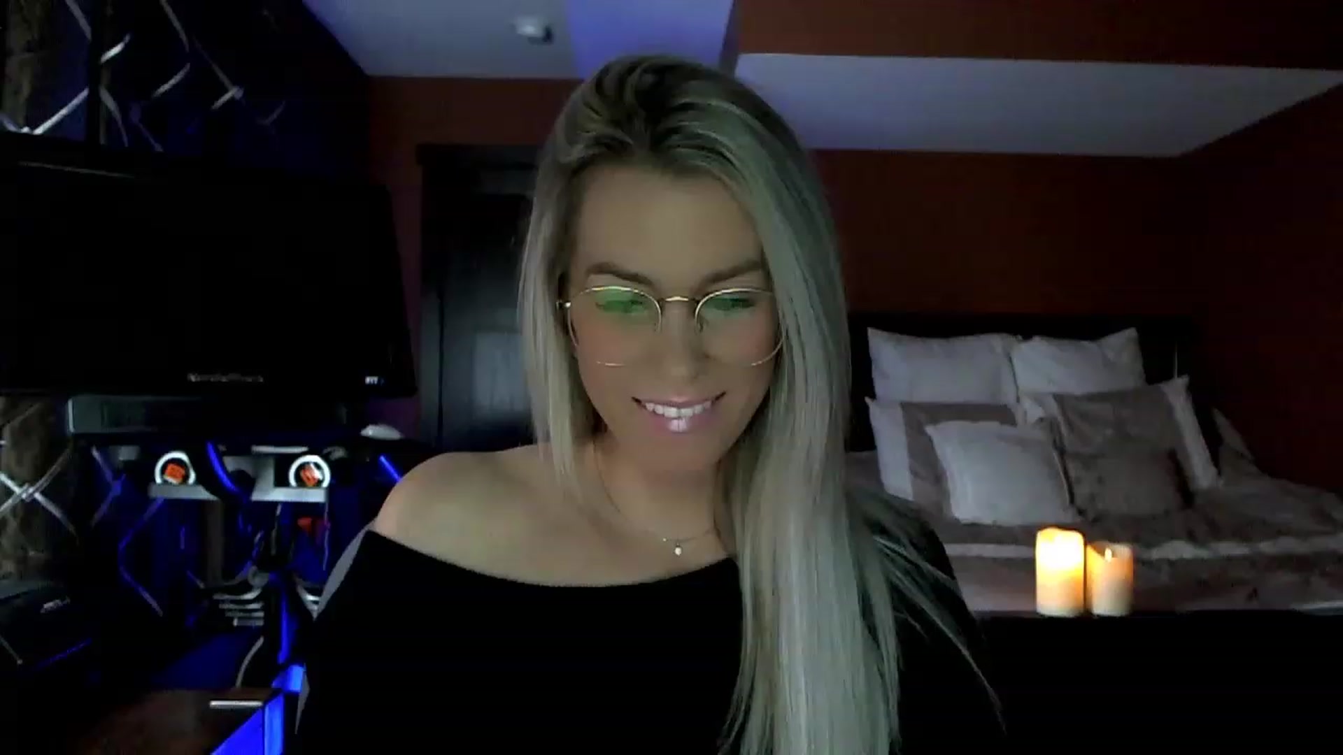 Gallery image thumbnail from Cora9's myfreecams stream on, 12/28/2022, 05:33 image 20 of 20