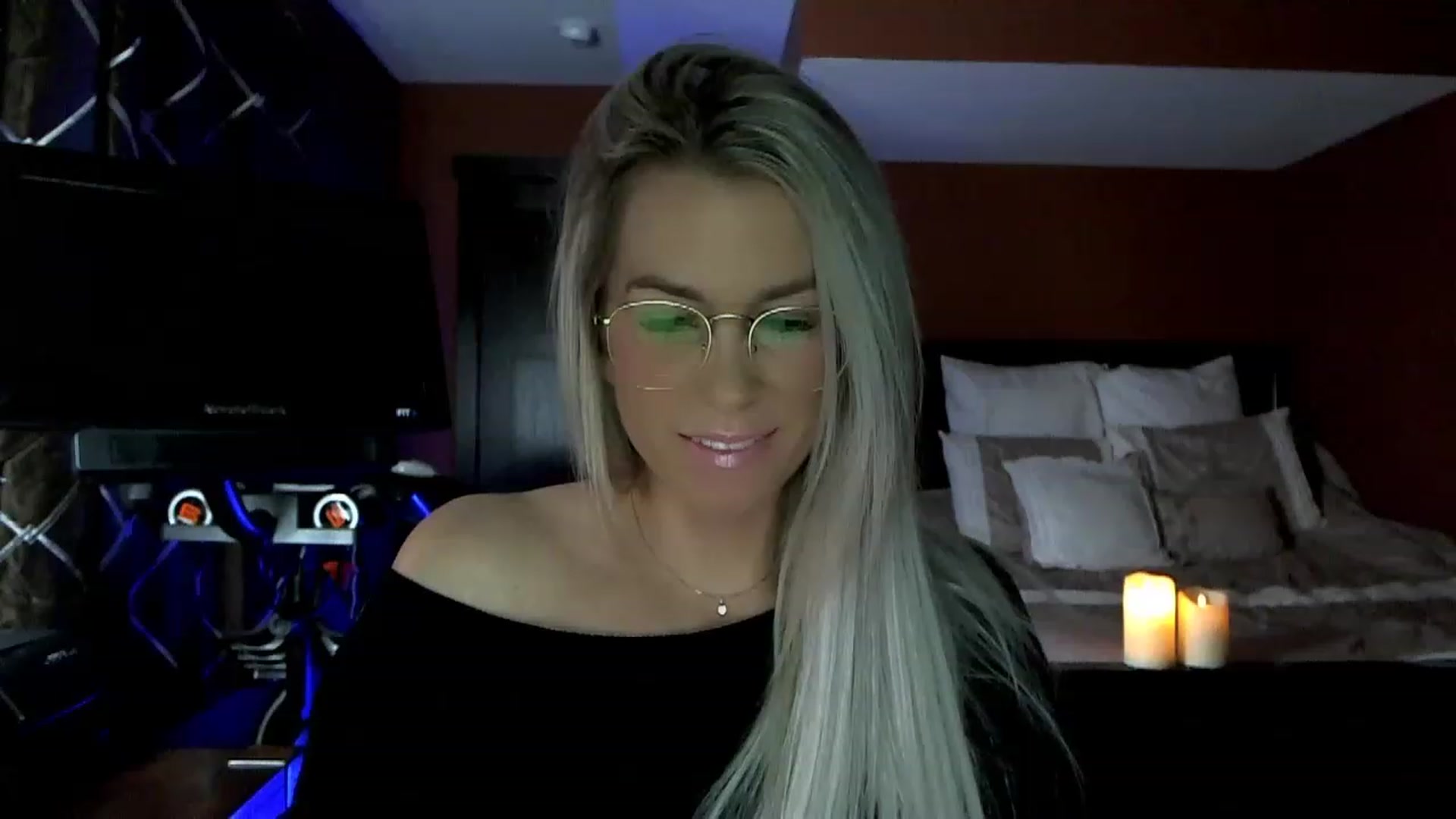 Gallery image thumbnail from Cora9's myfreecams stream on, 12/28/2022, 05:33 image 16 of 20