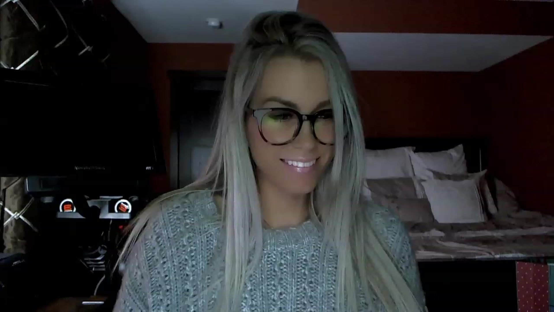 Gallery image thumbnail from Cora9's myfreecams stream on, 01/10/2023, 04:57 image 3 of 20