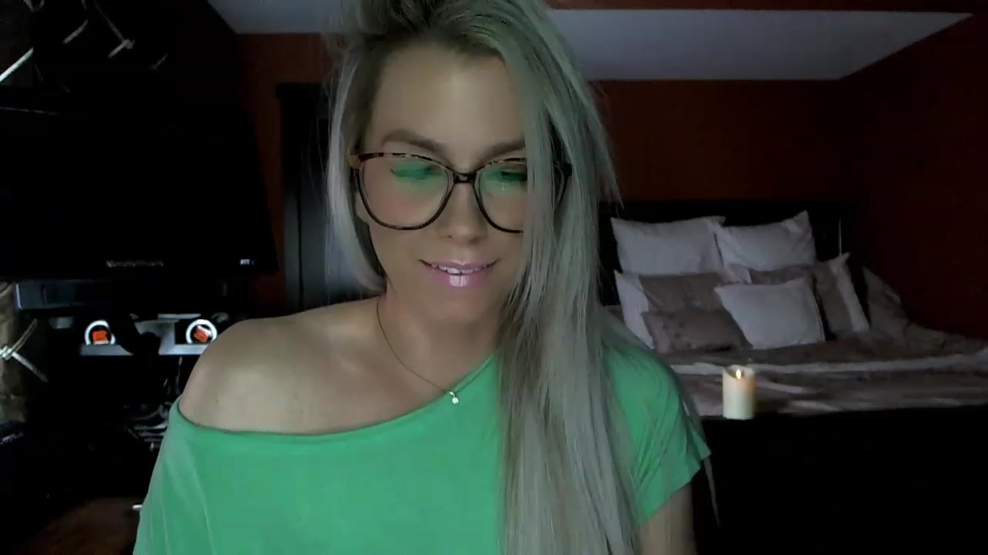 Gallery image thumbnail from Cora9's myfreecams stream on, 01/18/2023, 05:13 image 6 of 20