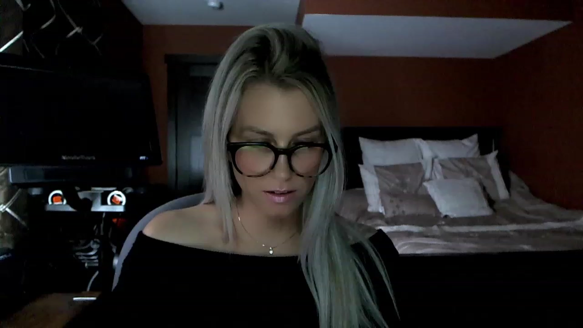 Gallery image thumbnail from Cora9's myfreecams stream on, 01/26/2023, 05:45 image 12 of 20