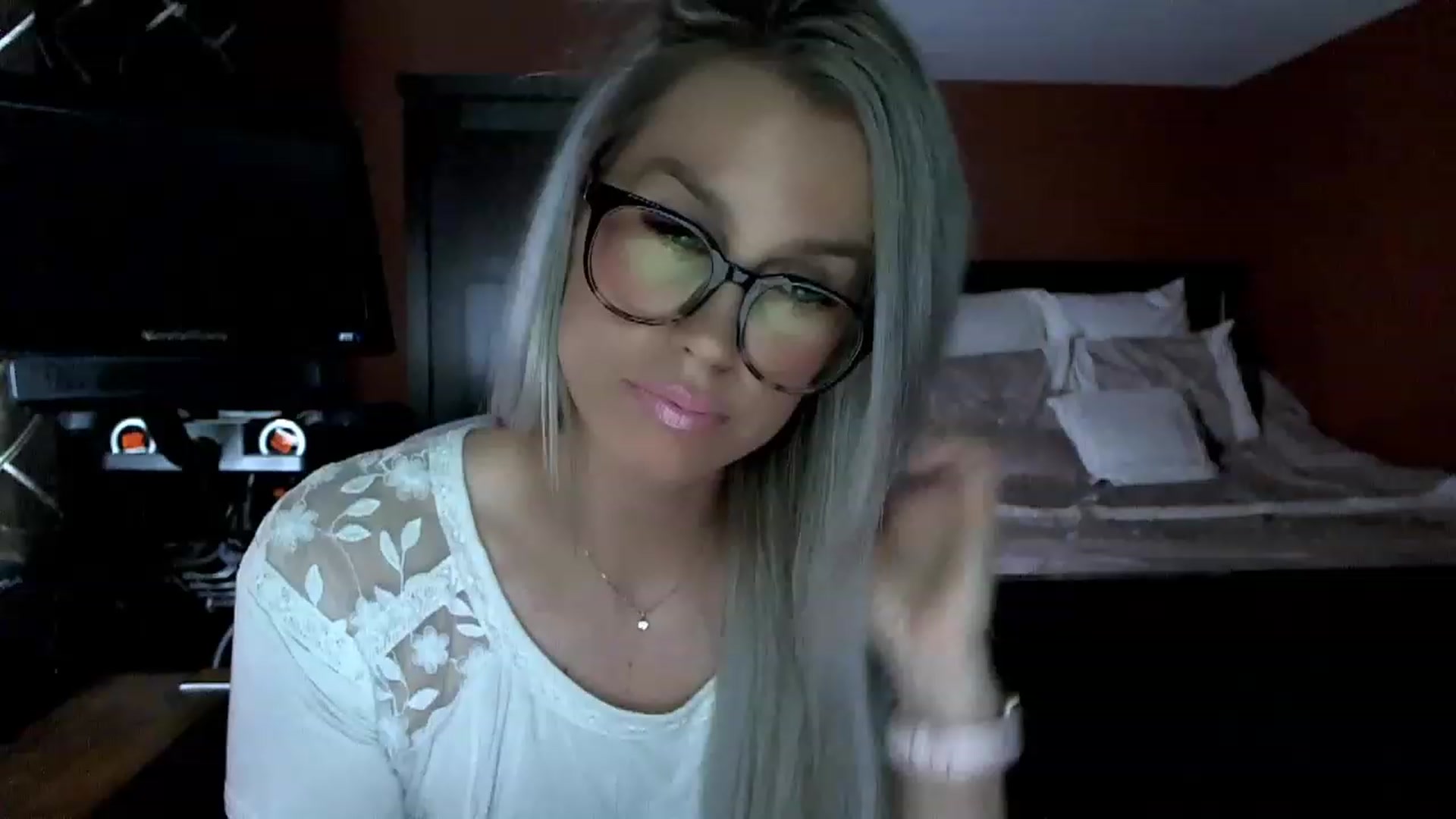 Gallery image thumbnail from Cora9's myfreecams stream on, 01/27/2023, 05:50 image 18 of 20