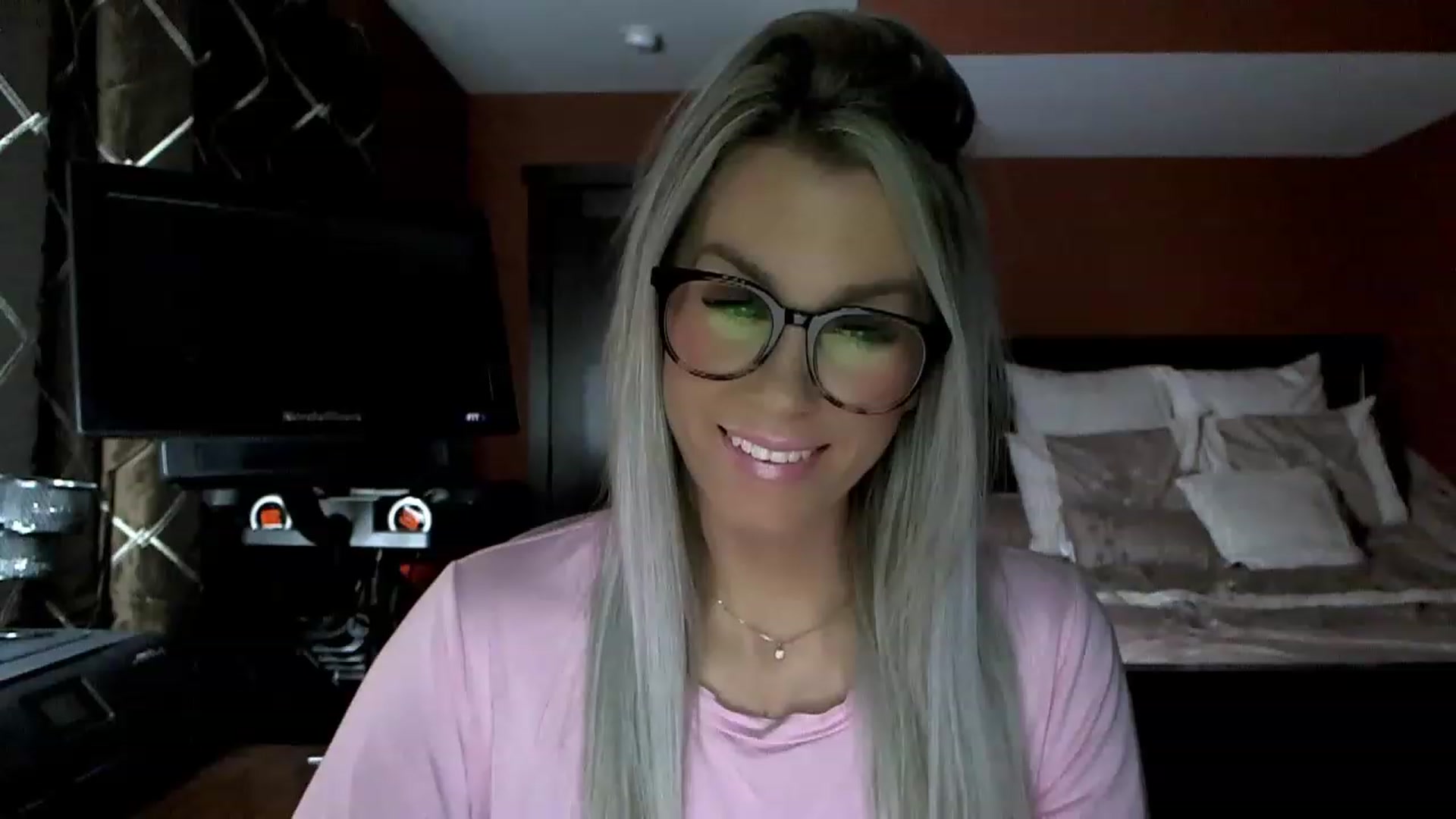 Gallery image thumbnail from Cora9's myfreecams stream on, 01/31/2023, 04:11 image 12 of 20